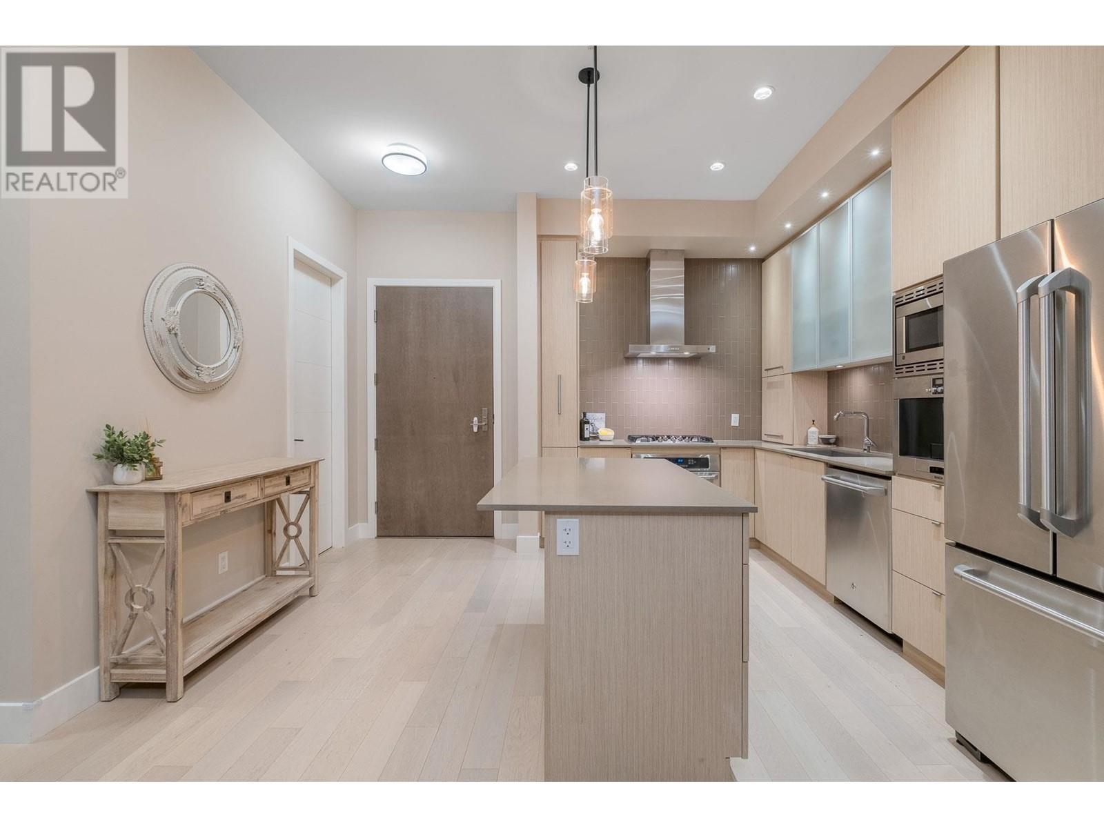208 260 Salter Street, New Westminster, British Columbia  V3M 0J4 - Photo 11 - R2865172