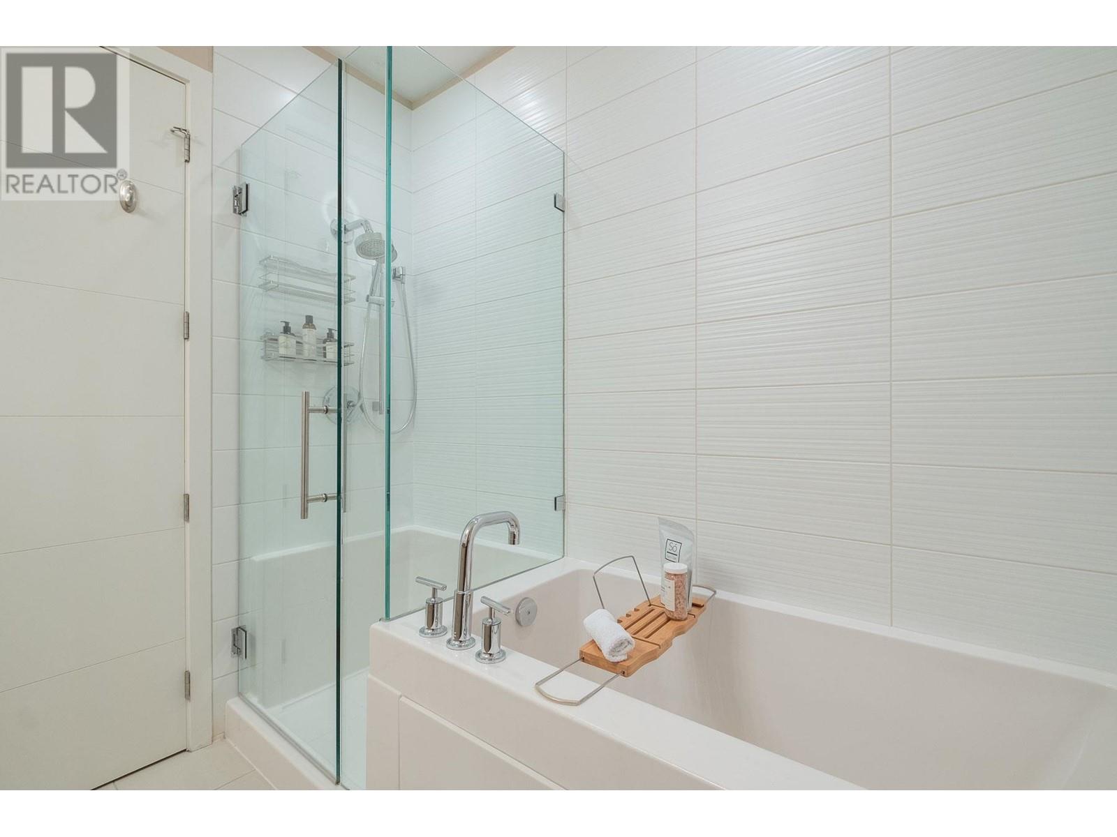 208 260 Salter Street, New Westminster, British Columbia  V3M 0J4 - Photo 20 - R2865172