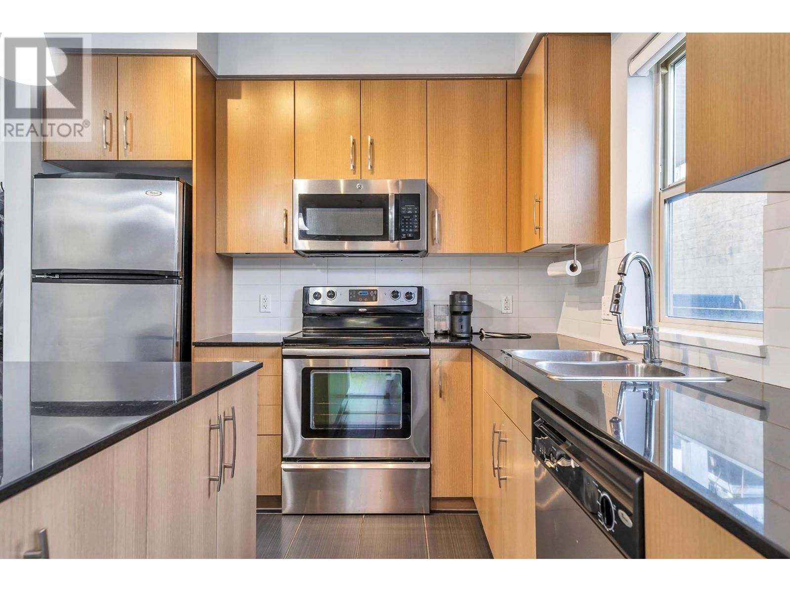 201 22290 North Avenue, Maple Ridge, British Columbia  V2X 8Z8 - Photo 12 - R2865131