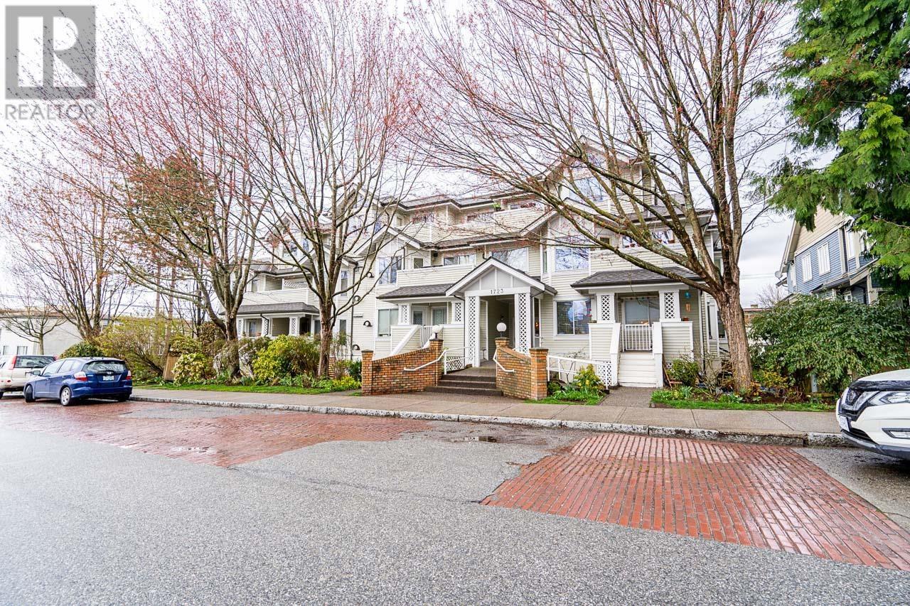 104 1723 Frances Street, Vancouver, British Columbia  V5L 1Z5 - Photo 1 - R2865343