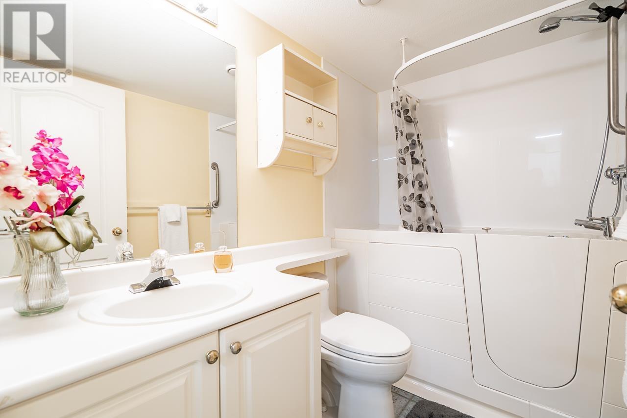 104 1723 Frances Street, Vancouver, British Columbia  V5L 1Z5 - Photo 18 - R2865343