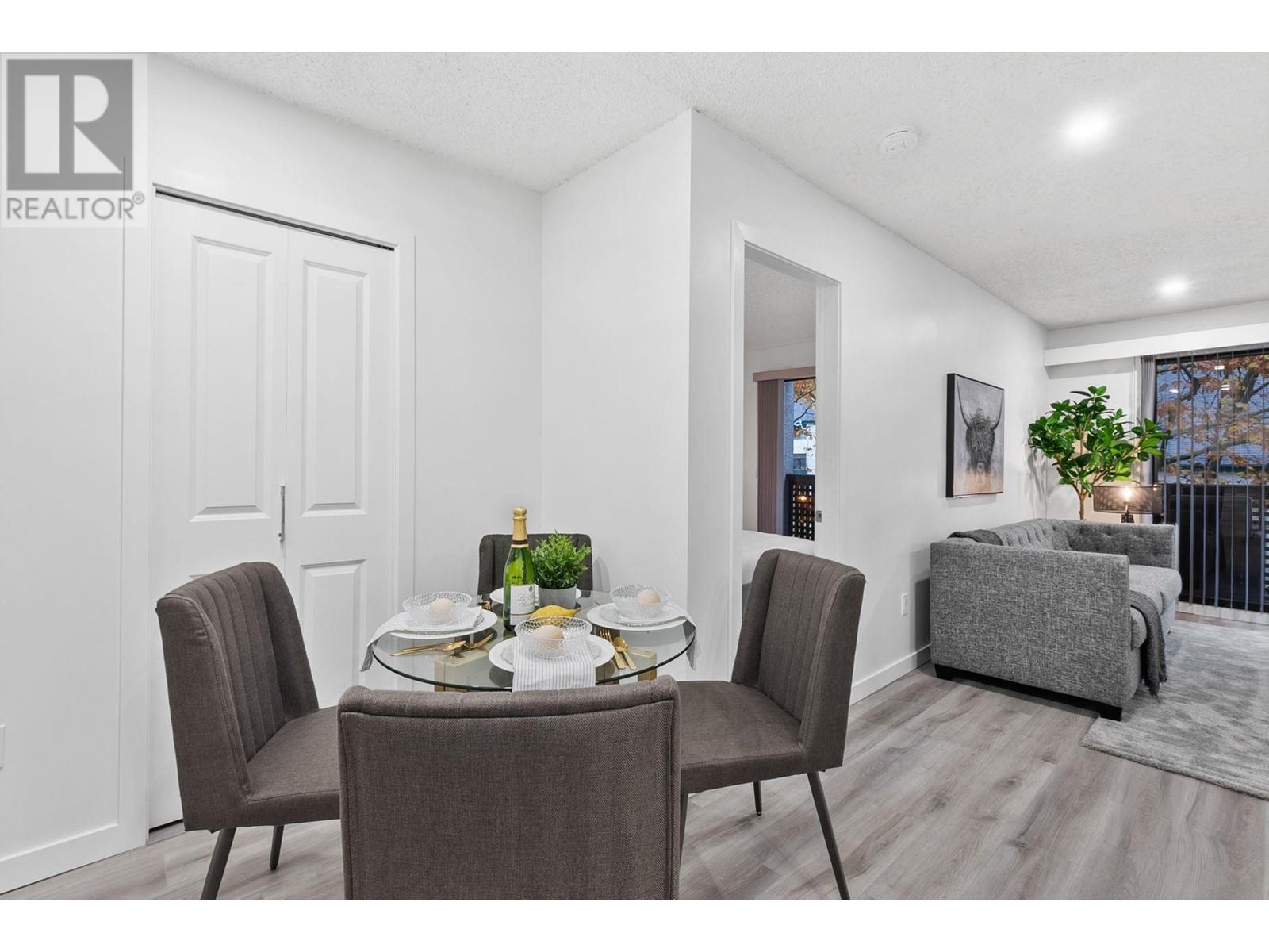 305 385 Ginger Drive, New Westminster, British Columbia  V3L 5L6 - Photo 4 - R2865346