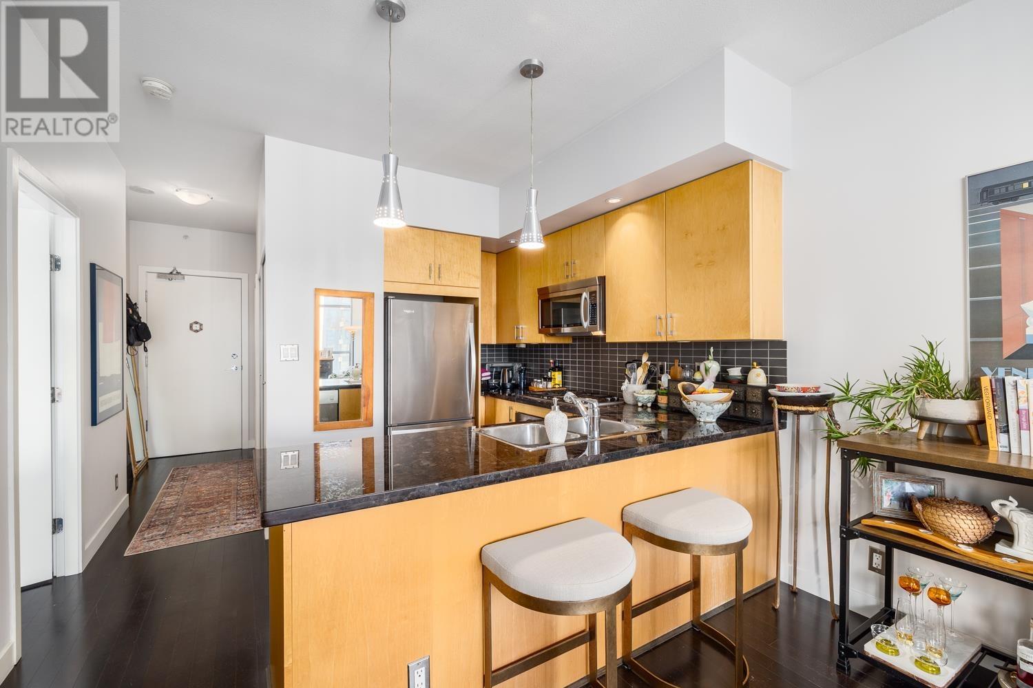 1406 1050 Smithe Street, Vancouver, British Columbia  V6E 4T4 - Photo 3 - R2865366