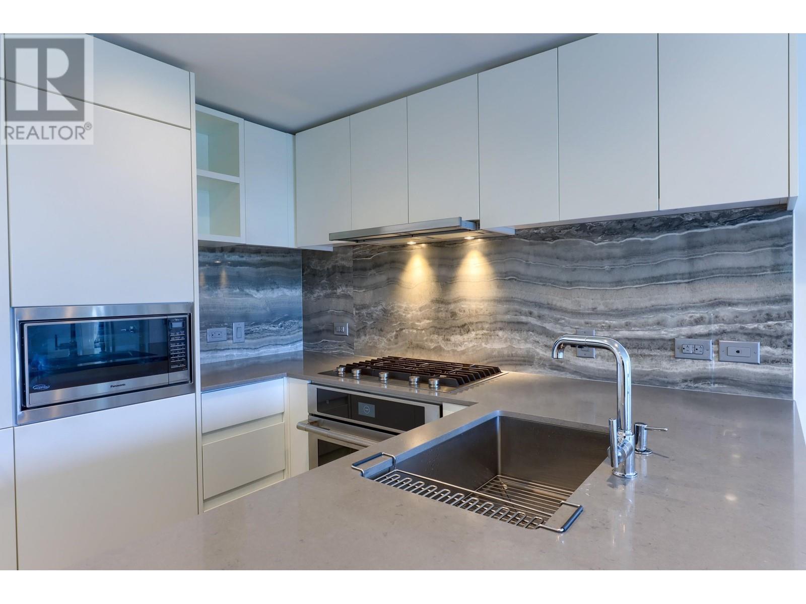 802 450 Westview Street, Coquitlam, British Columbia  V3K 6C3 - Photo 4 - R2865369
