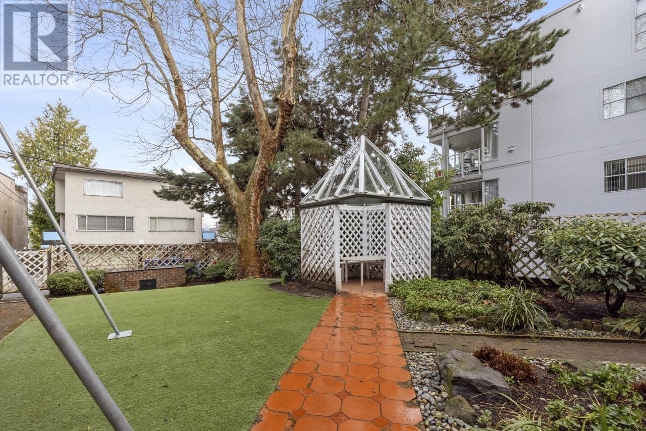 16 1870 Yew Street, Vancouver, British Columbia  V6K 3G2 - Photo 19 - R2865377