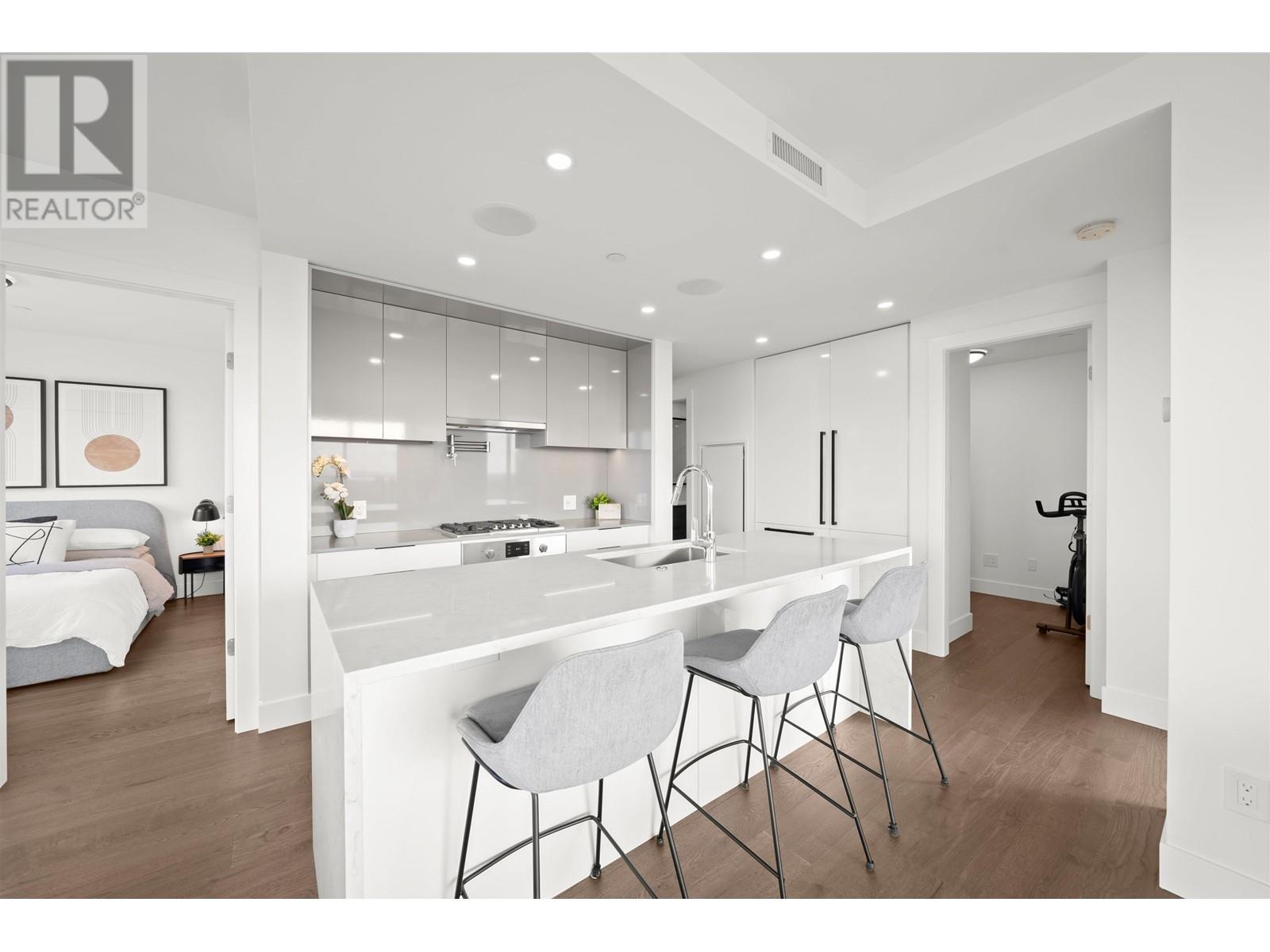 3008 4711 Hazel Street, Burnaby, British Columbia  V5H 0J9 - Photo 3 - R2865393