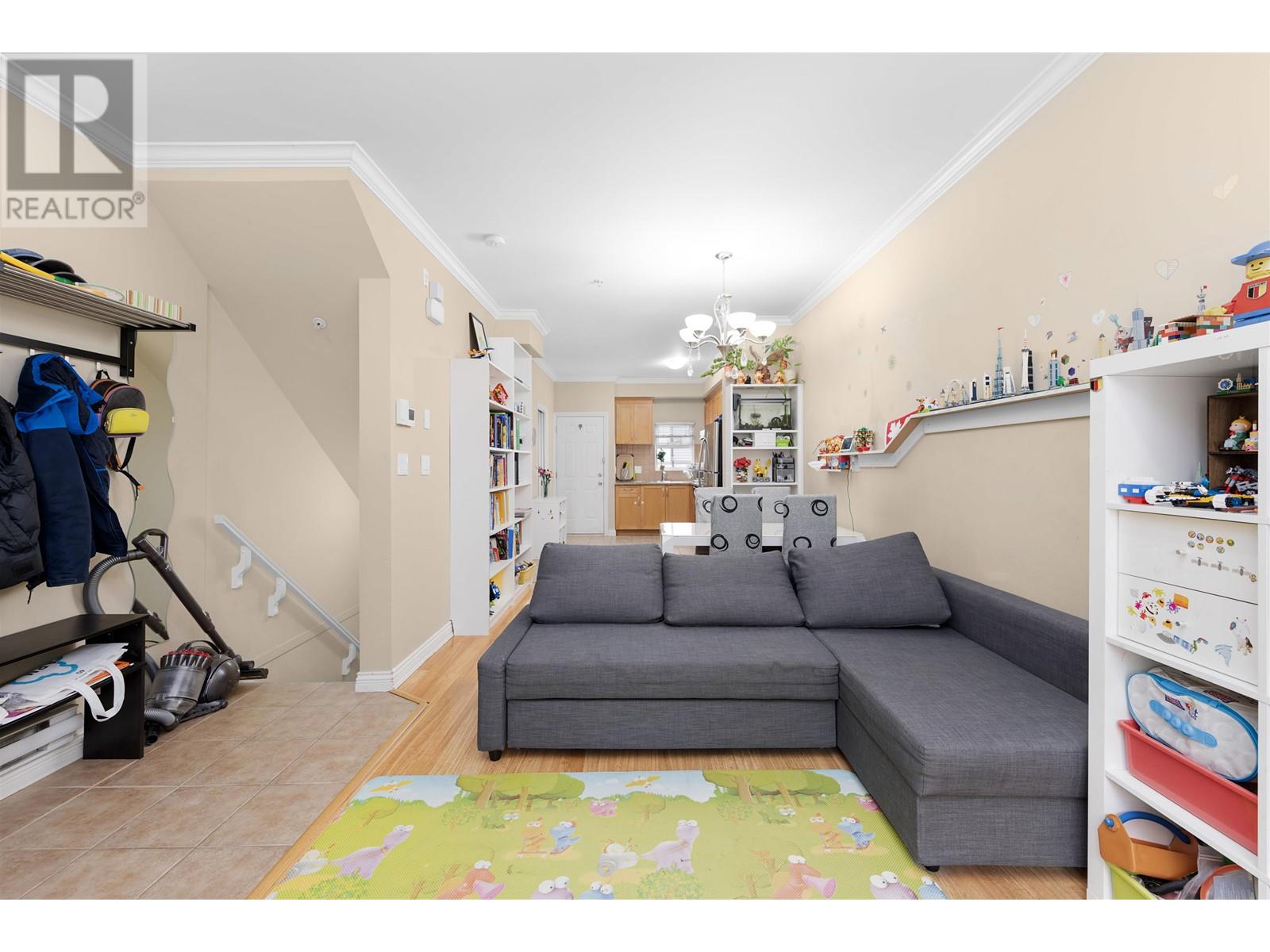 17 6468 Cooney Road, Richmond, British Columbia  V6Y 2J6 - Photo 1 - R2865402