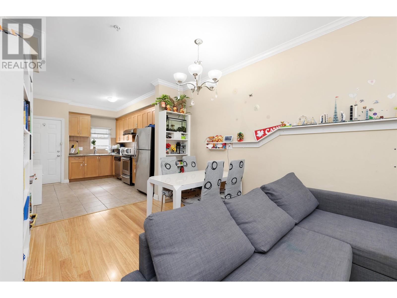 17 6468 Cooney Road, Richmond, British Columbia  V6Y 2J6 - Photo 3 - R2865402