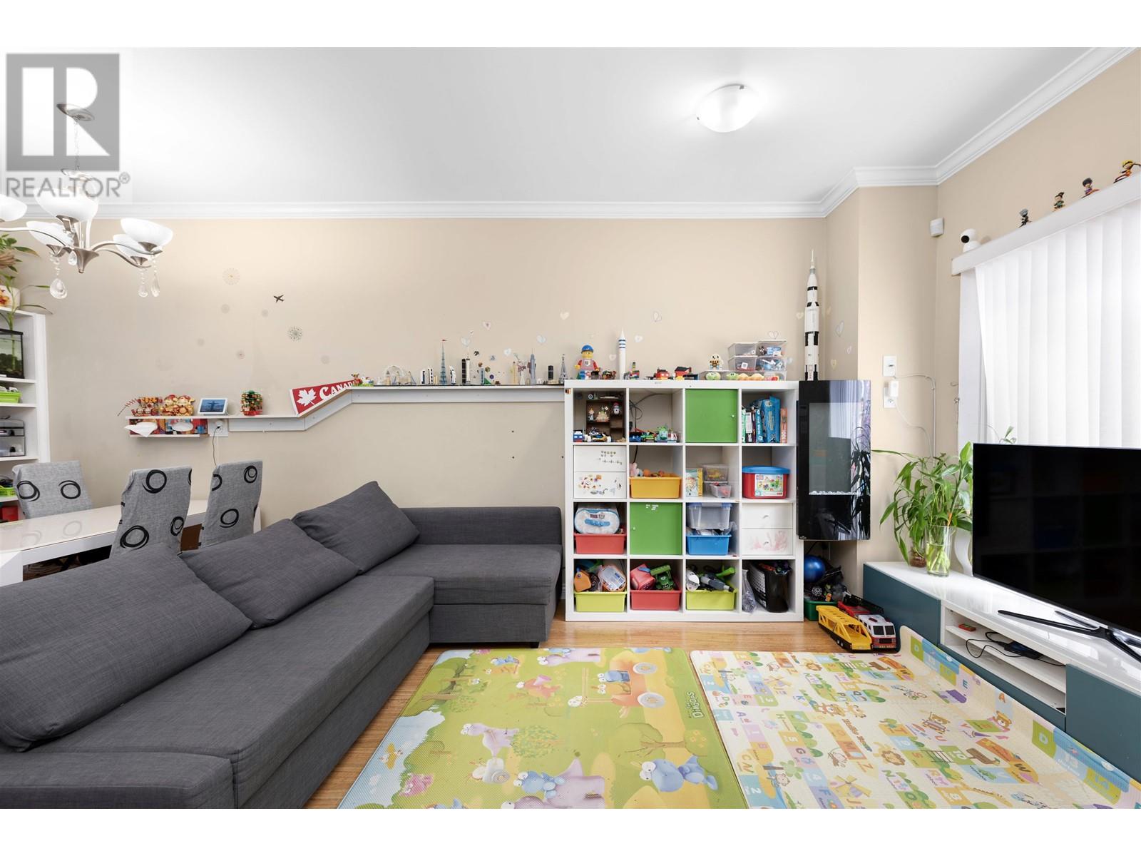 17 6468 Cooney Road, Richmond, British Columbia  V6Y 2J6 - Photo 4 - R2865402