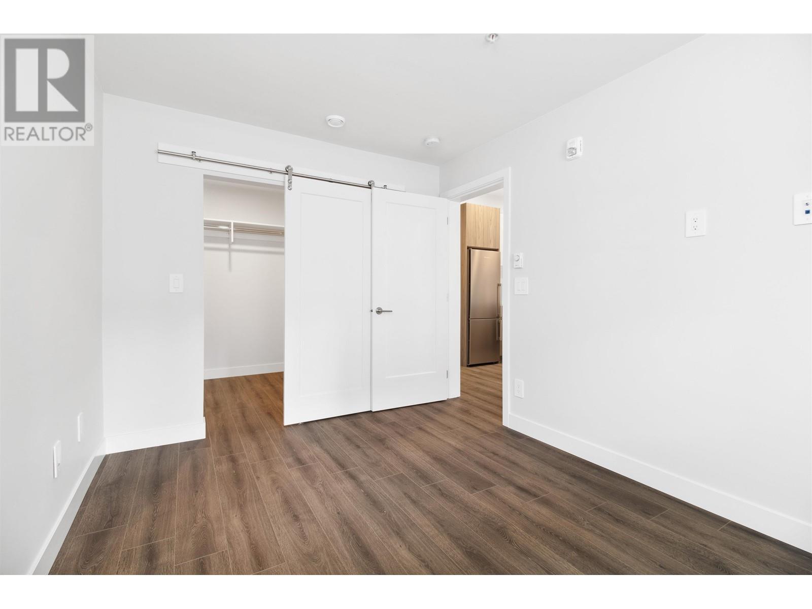 309 5523 Hastings Street, Burnaby, British Columbia  V5B 1R2 - Photo 11 - R2865425