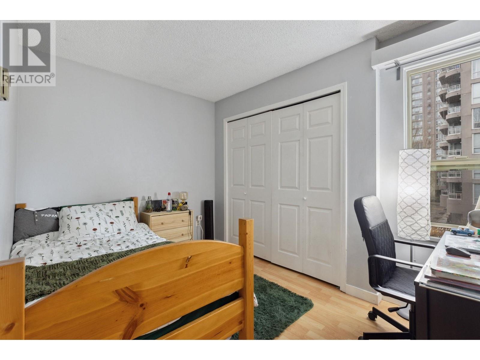 325 9847 Manchester Drive, Burnaby, British Columbia  V3N 4P4 - Photo 7 - R2865463