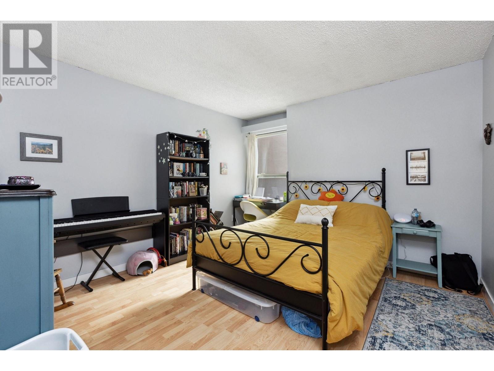 325 9847 Manchester Drive, Burnaby, British Columbia  V3N 4P4 - Photo 8 - R2865463