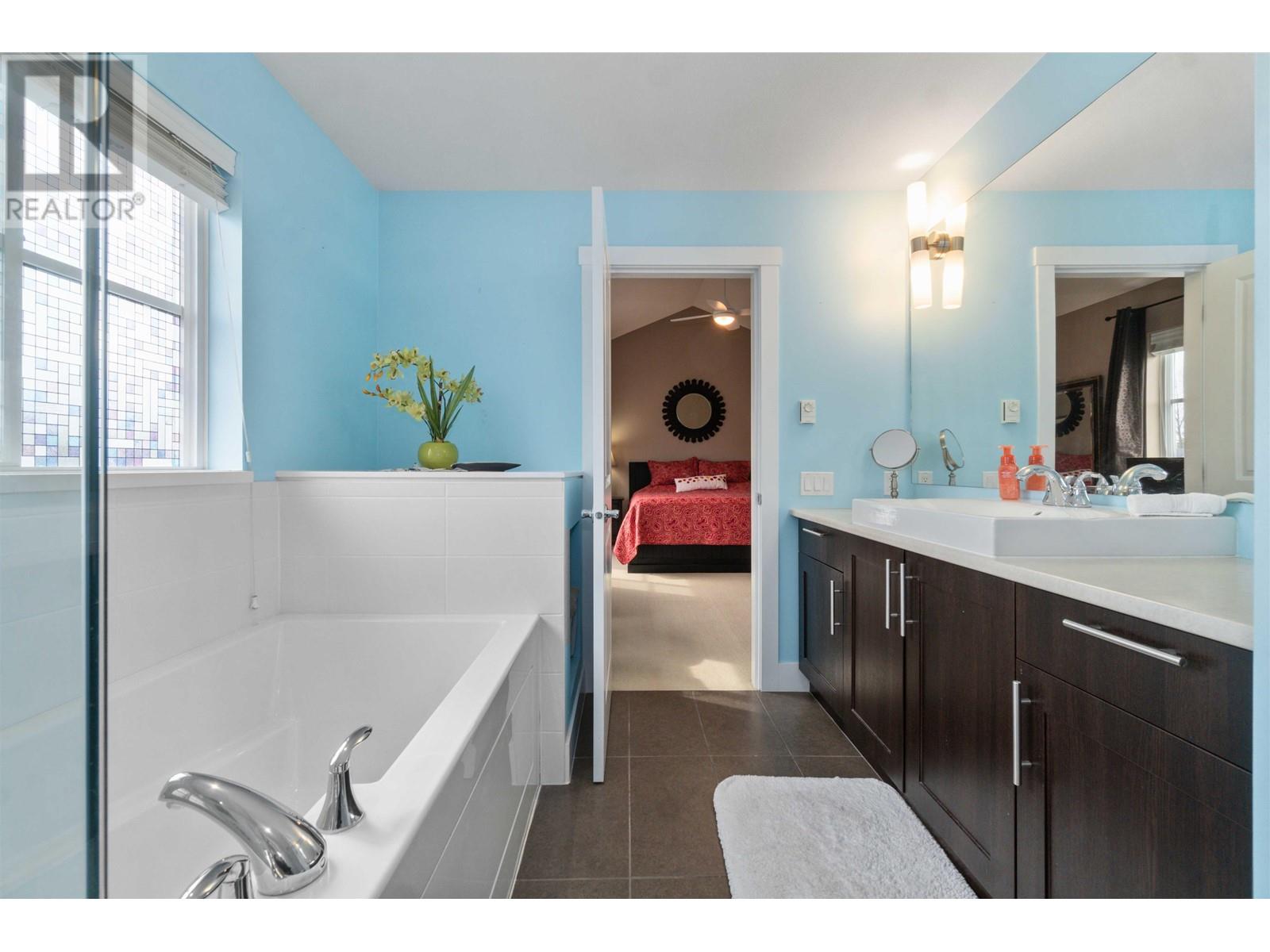 3446 Darwin Avenue, Coquitlam, British Columbia  V3B 3H7 - Photo 25 - R2865356