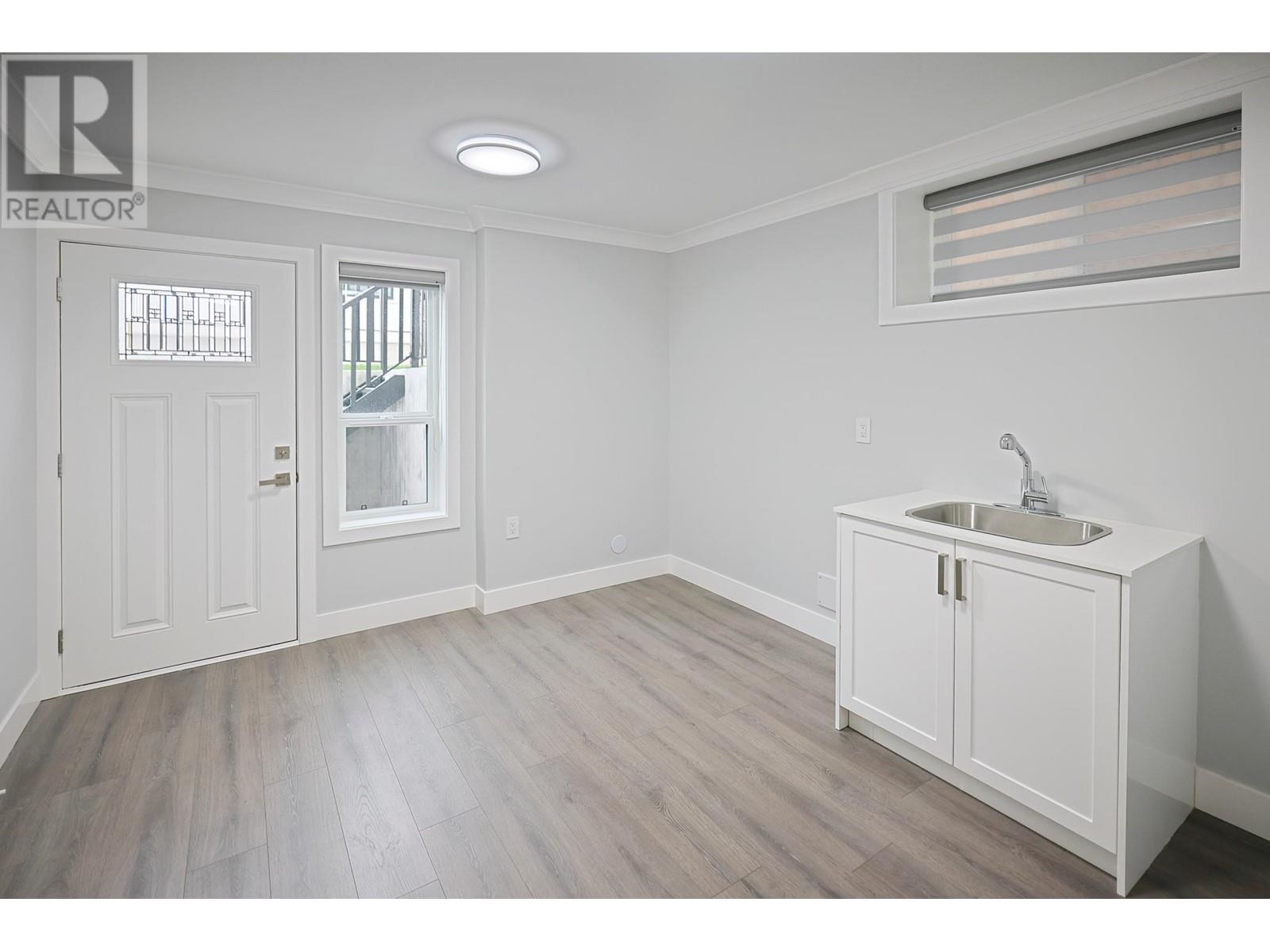 2984 Kitchener Street, Vancouver, British Columbia  V5K 3E5 - Photo 31 - R2865367