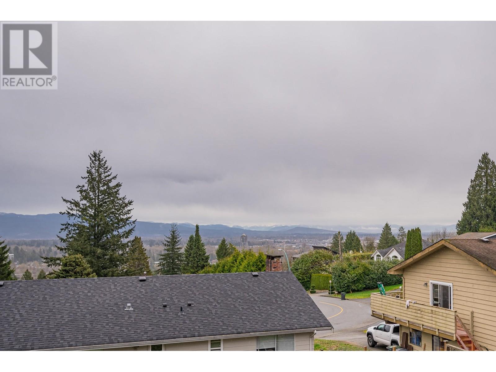 3175 Beacon Drive, Coquitlam, British Columbia  V3C 3W7 - Photo 26 - R2865392