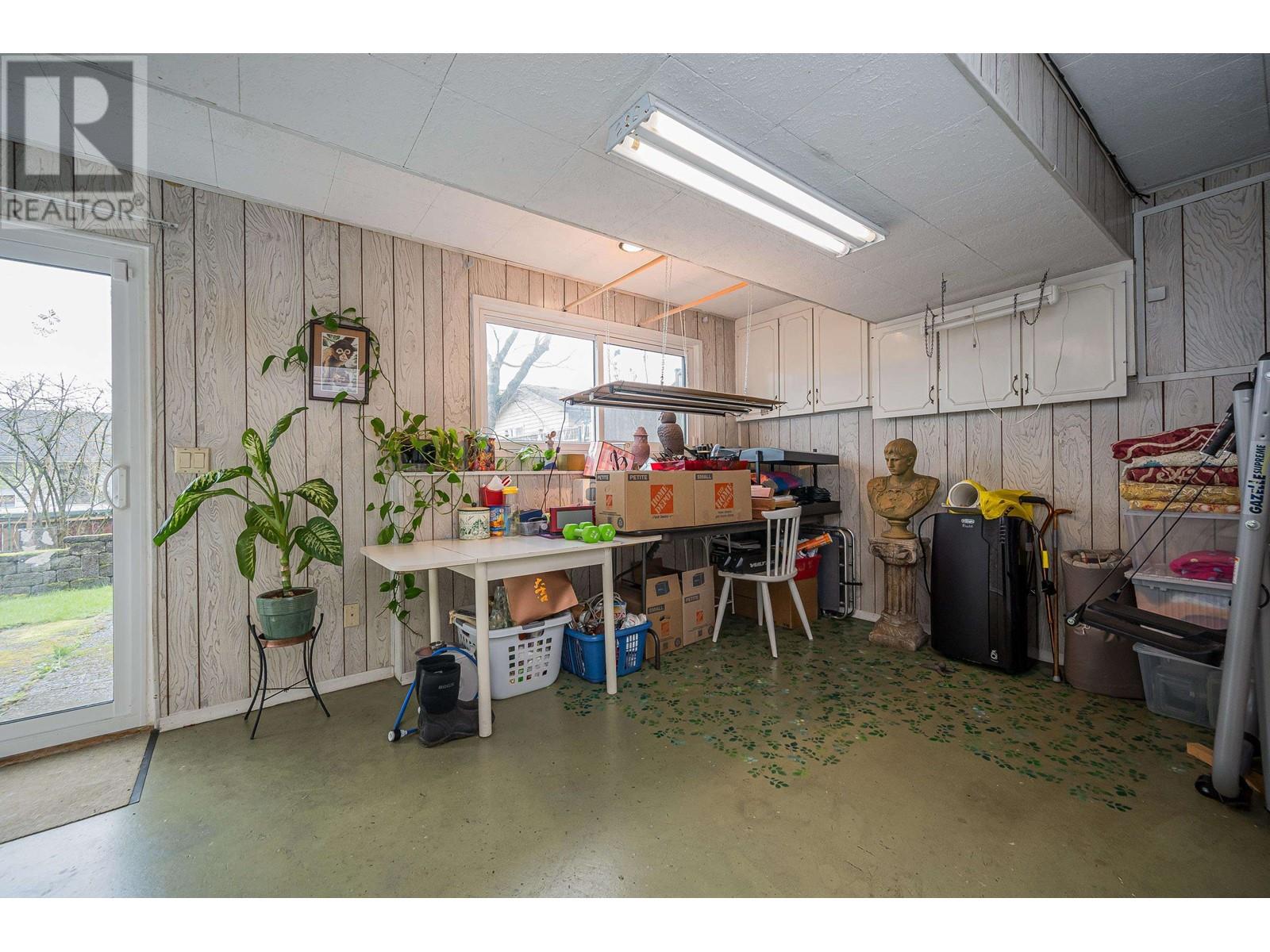 3175 Beacon Drive, Coquitlam, British Columbia  V3C 3W7 - Photo 33 - R2865392