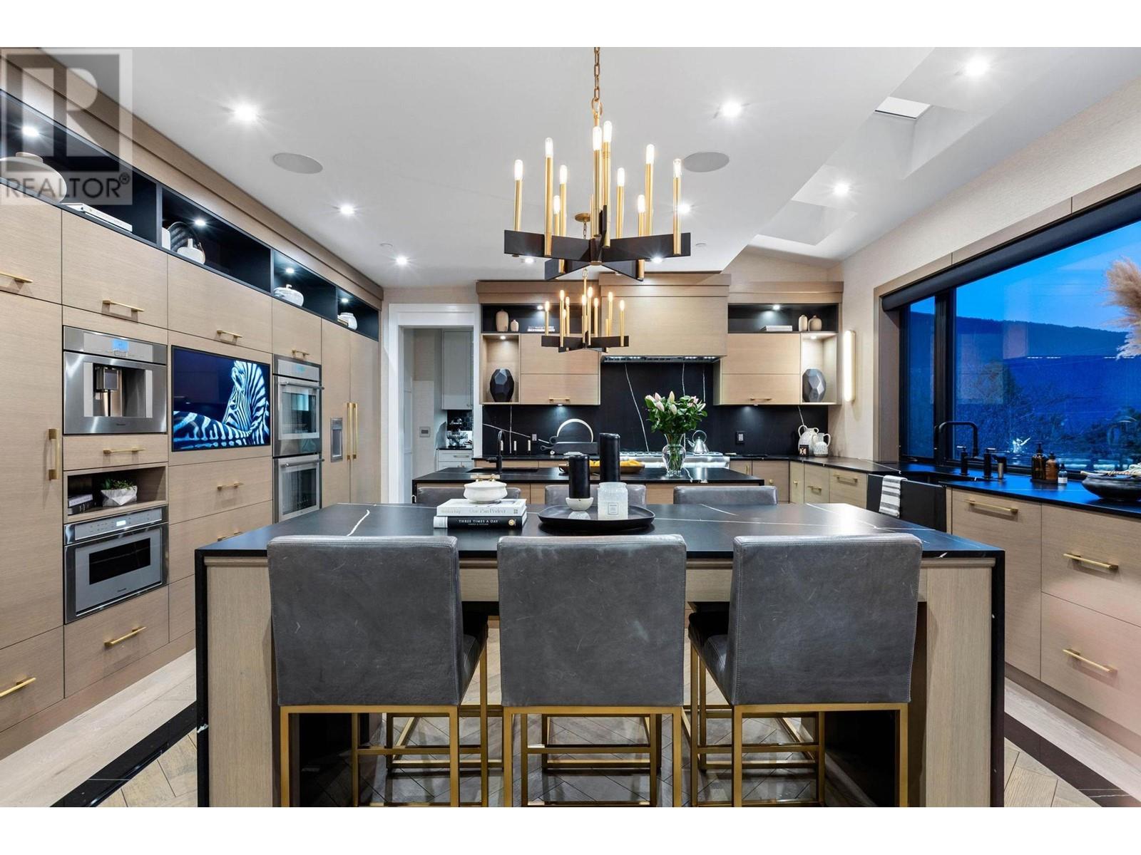 660 St. Andrews Road, West Vancouver, British Columbia  V7S 1V6 - Photo 13 - R2865397