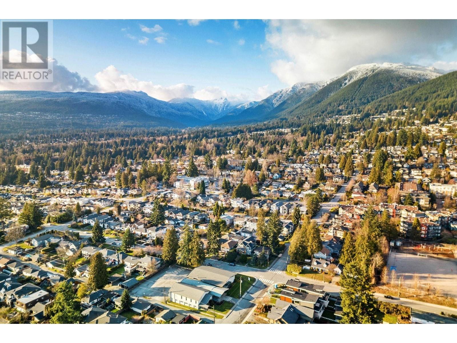 2644 Chesterfield Avenue, North Vancouver, British Columbia  V7N 3M2 - Photo 28 - R2865399