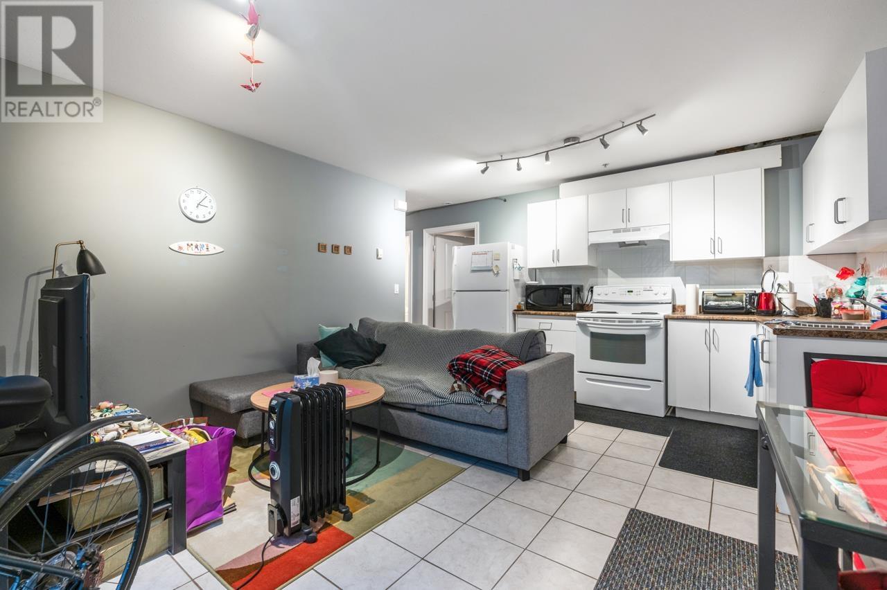 8050 Victoria Drive, Vancouver, British Columbia  V5P 4A5 - Photo 5 - R2865404