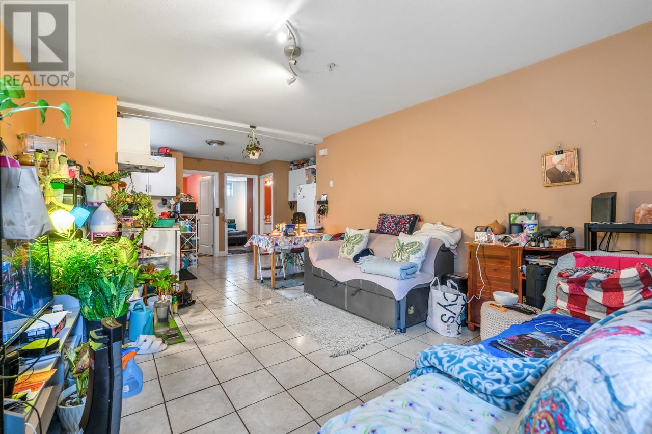 8050 Victoria Drive, Vancouver, British Columbia  V5P 4A5 - Photo 9 - R2865404