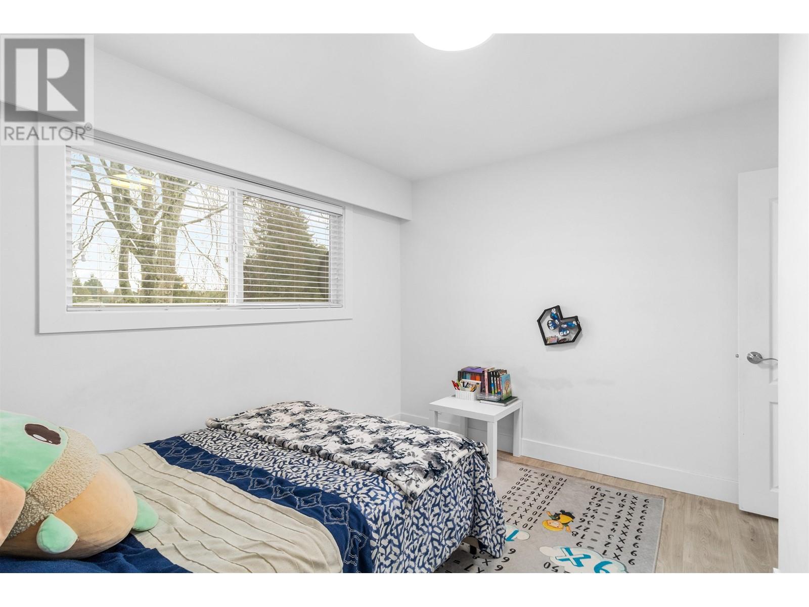 691 Schoolhouse Street, Coquitlam, British Columbia  V3J 5R6 - Photo 12 - R2865416