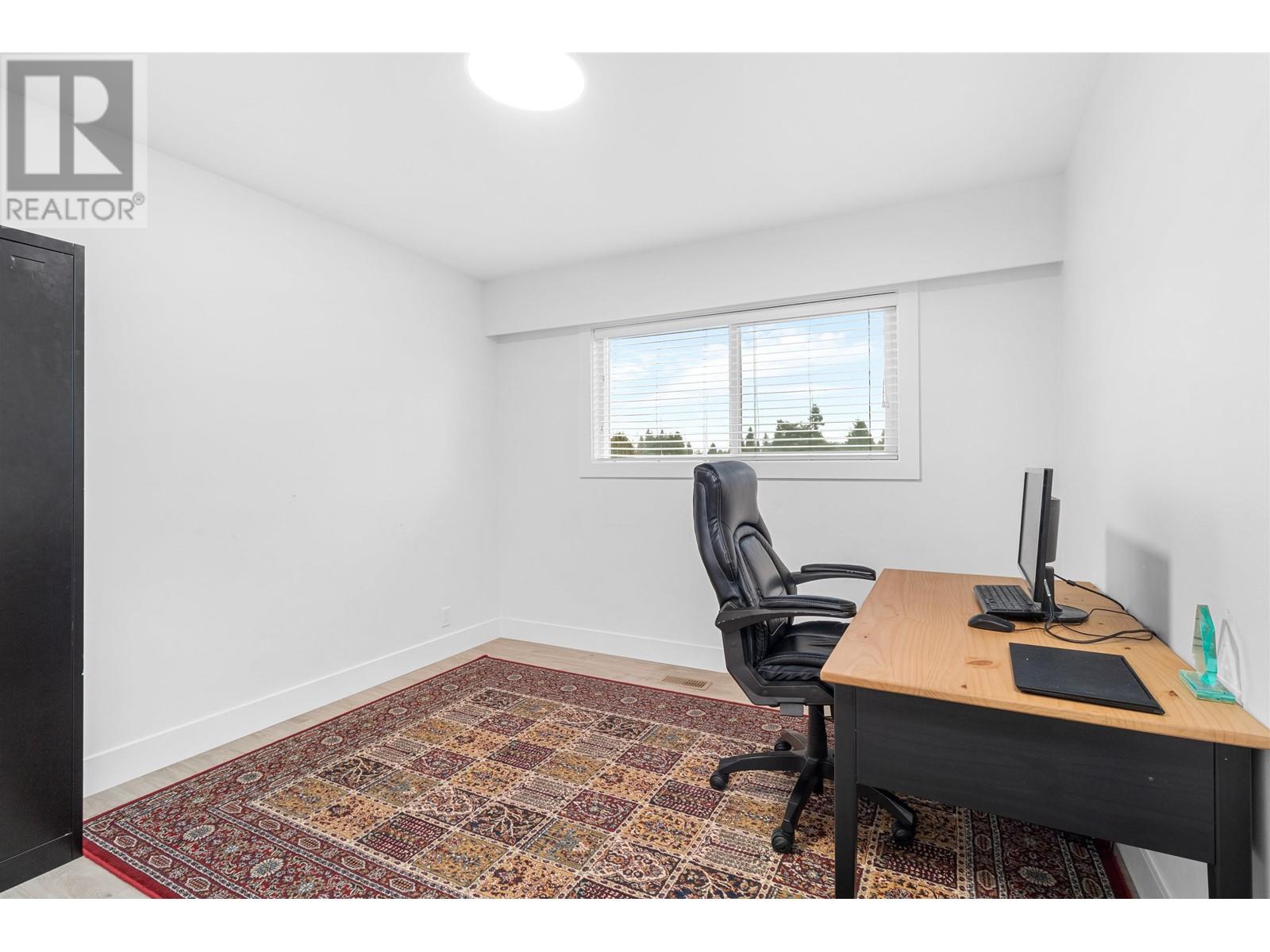 691 Schoolhouse Street, Coquitlam, British Columbia  V3J 5R6 - Photo 15 - R2865416