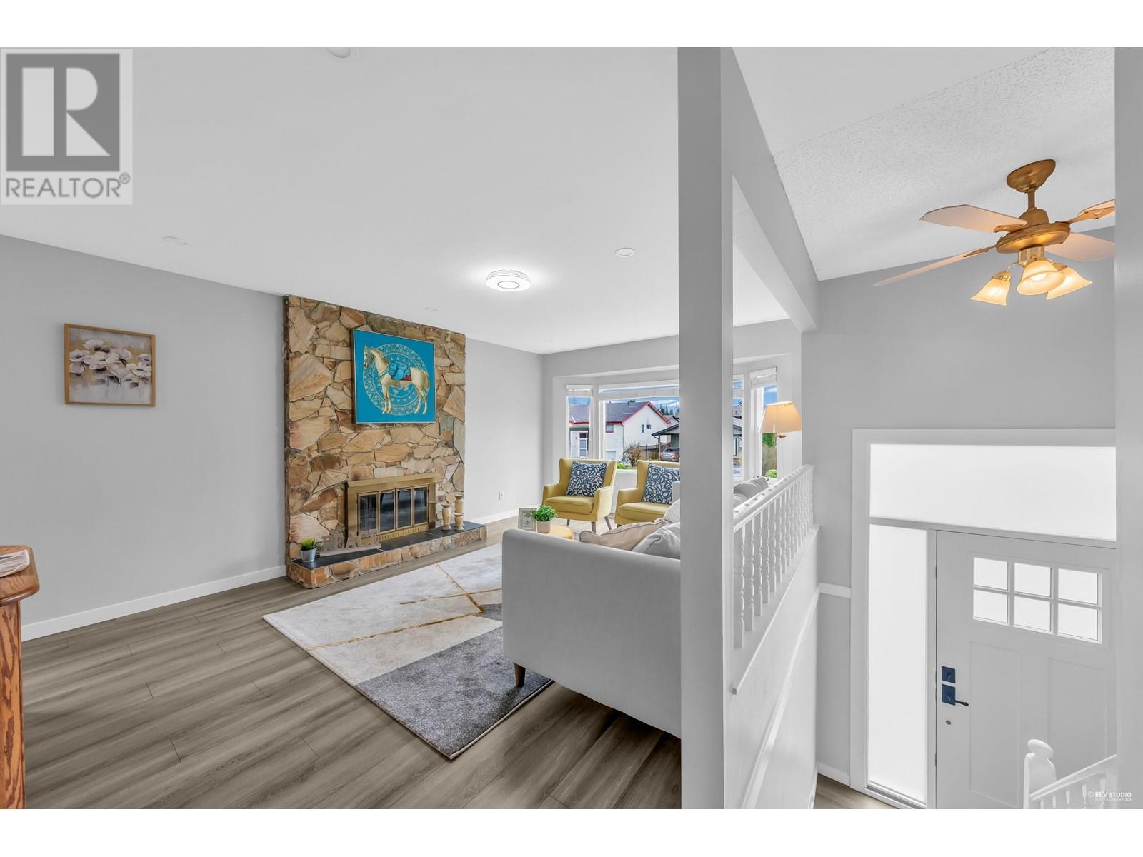 3225 Ballenas Court, Coquitlam, British Columbia  V3E 1T3 - Photo 23 - R2865439