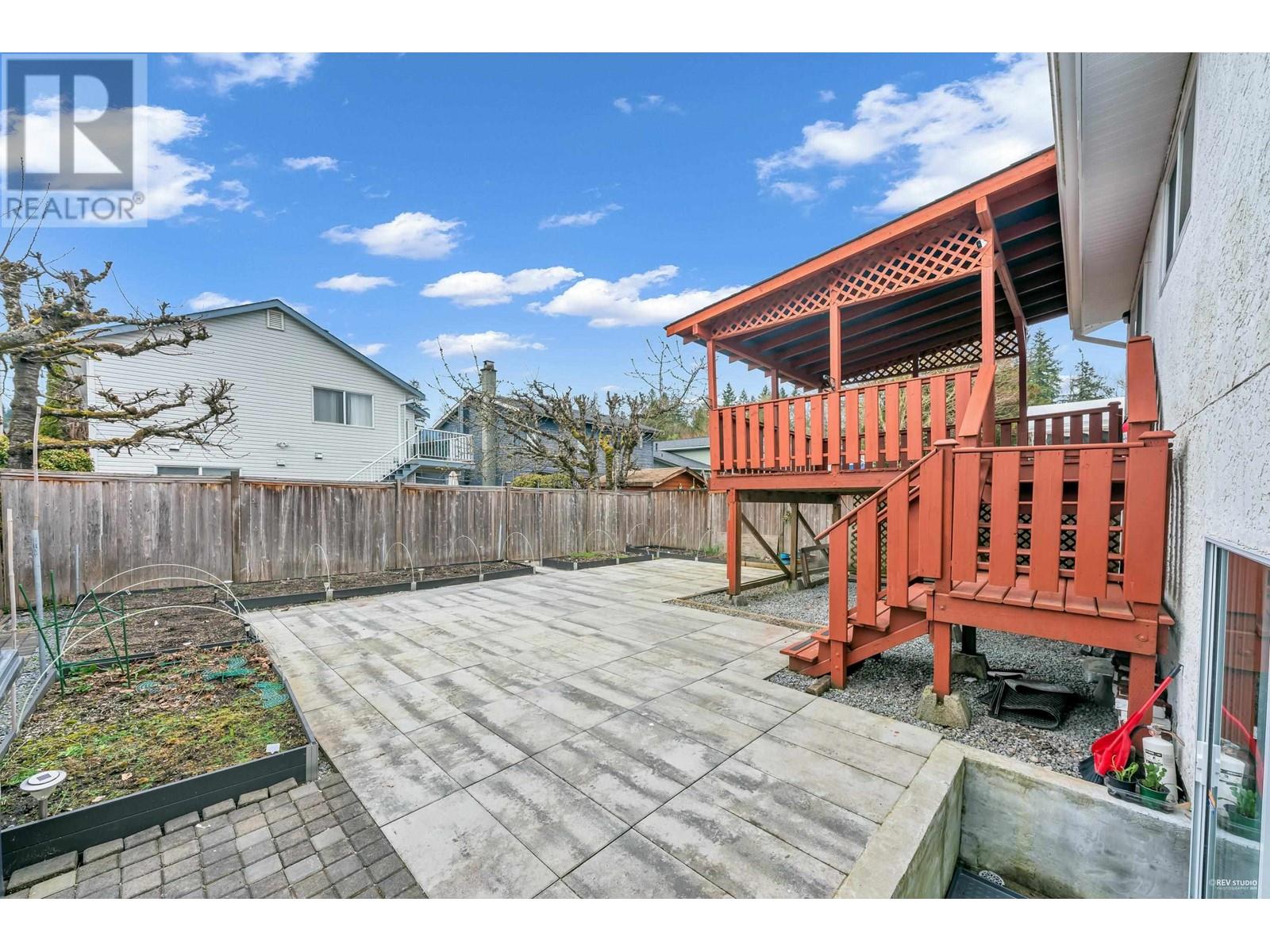 3225 Ballenas Court, Coquitlam, British Columbia  V3E 1T3 - Photo 33 - R2865439