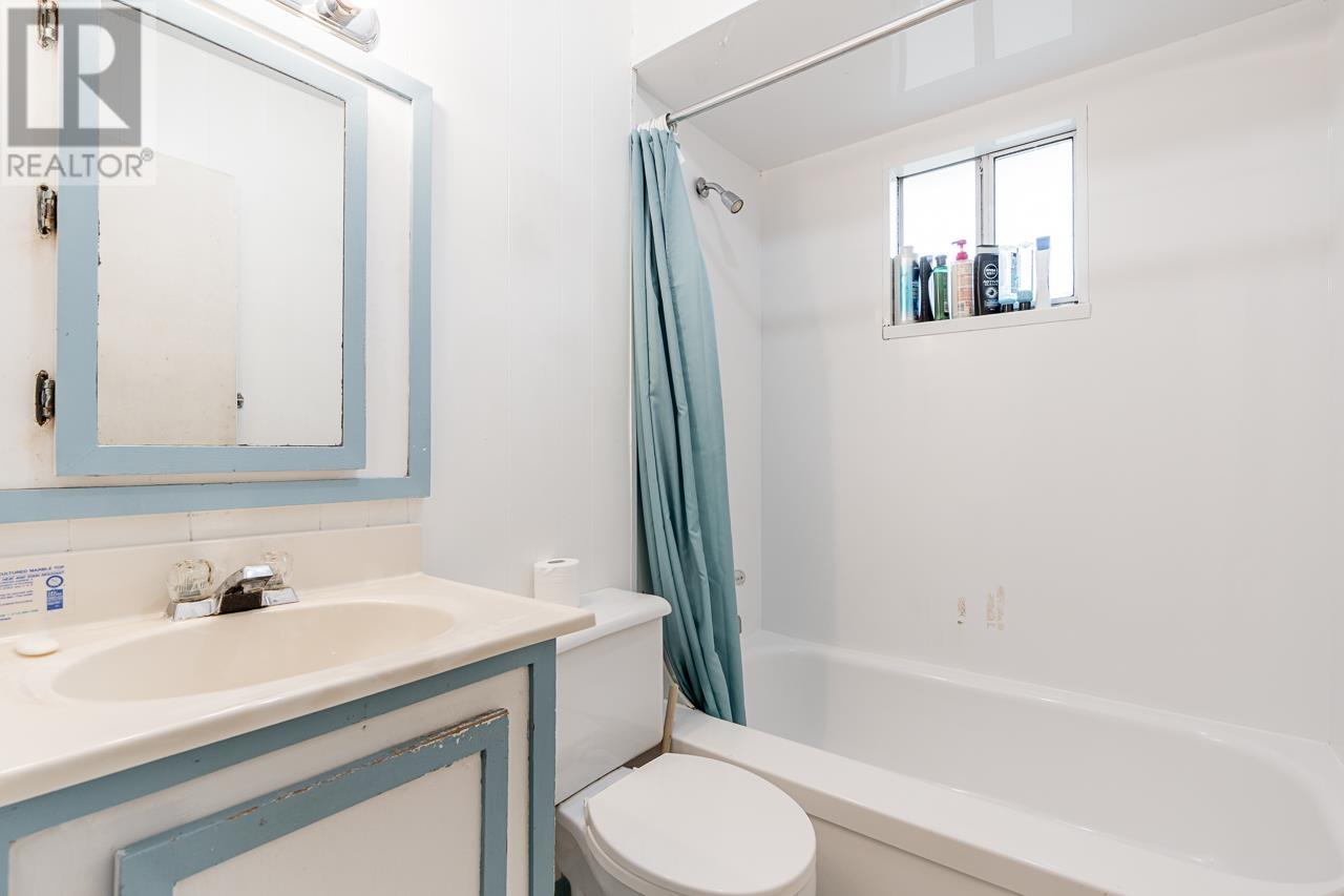 24765 Halnor Avenue, Maple Ridge, British Columbia  V4R 1J8 - Photo 15 - R2865447