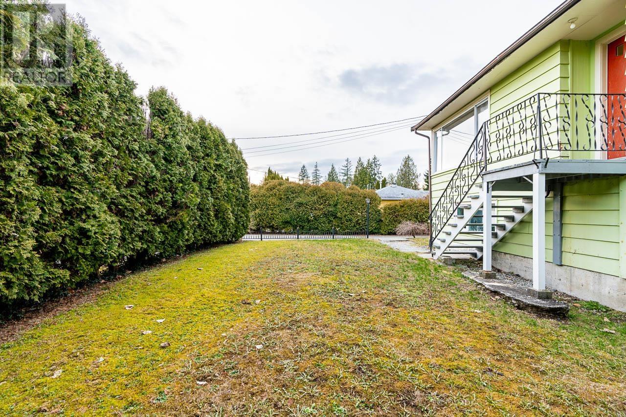 24765 Halnor Avenue, Maple Ridge, British Columbia  V4R 1J8 - Photo 3 - R2865447