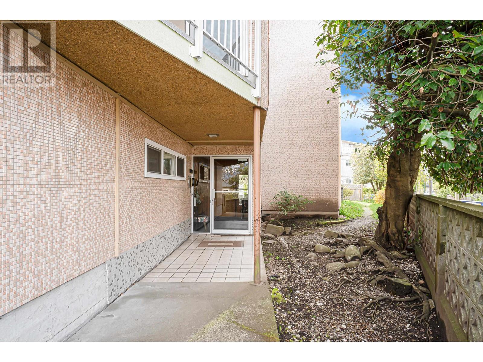 2224 Trinity Street, Vancouver, British Columbia  V5L 1C1 - Photo 6 - C8058846