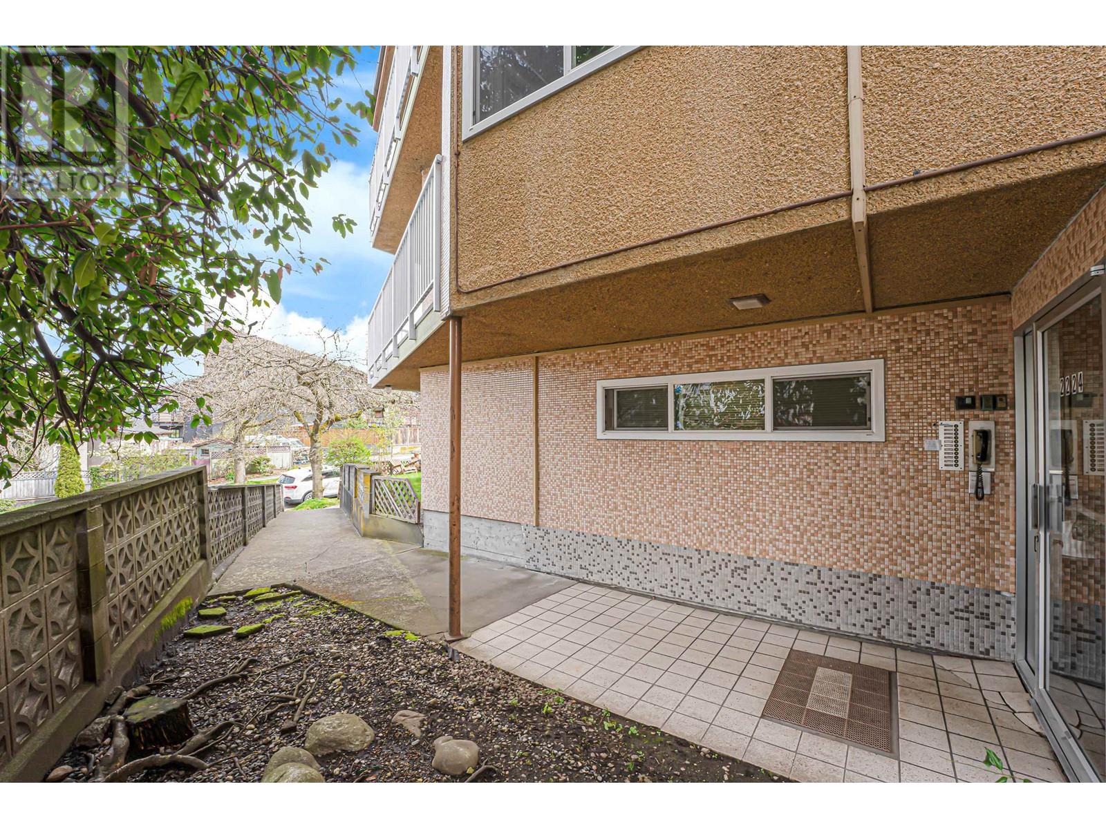 2224 Trinity Street, Vancouver, British Columbia  V5L 1C1 - Photo 7 - C8058846