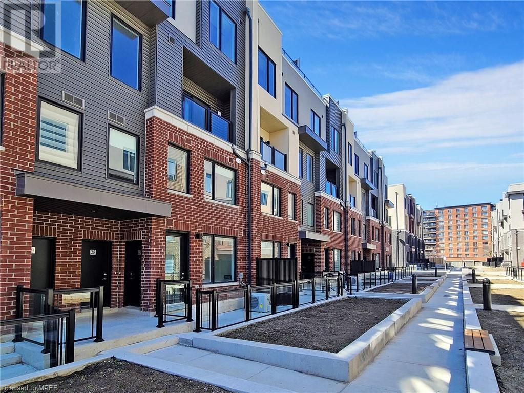 3405 Ridgeway Drive Unit# 27, Mississauga, Ontario  L5L 5T3 - Photo 3 - 40565408