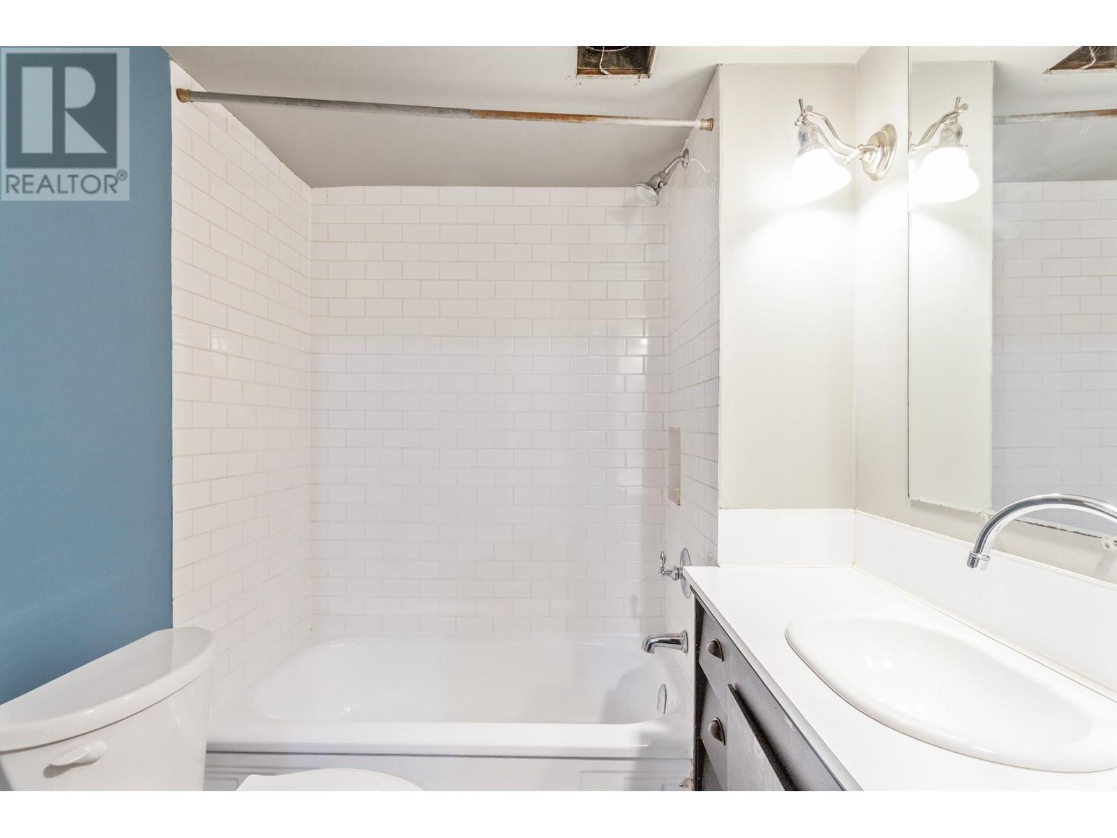 204 985 Jervis Street, Vancouver, British Columbia  V6E 2B7 - Photo 15 - R2865206