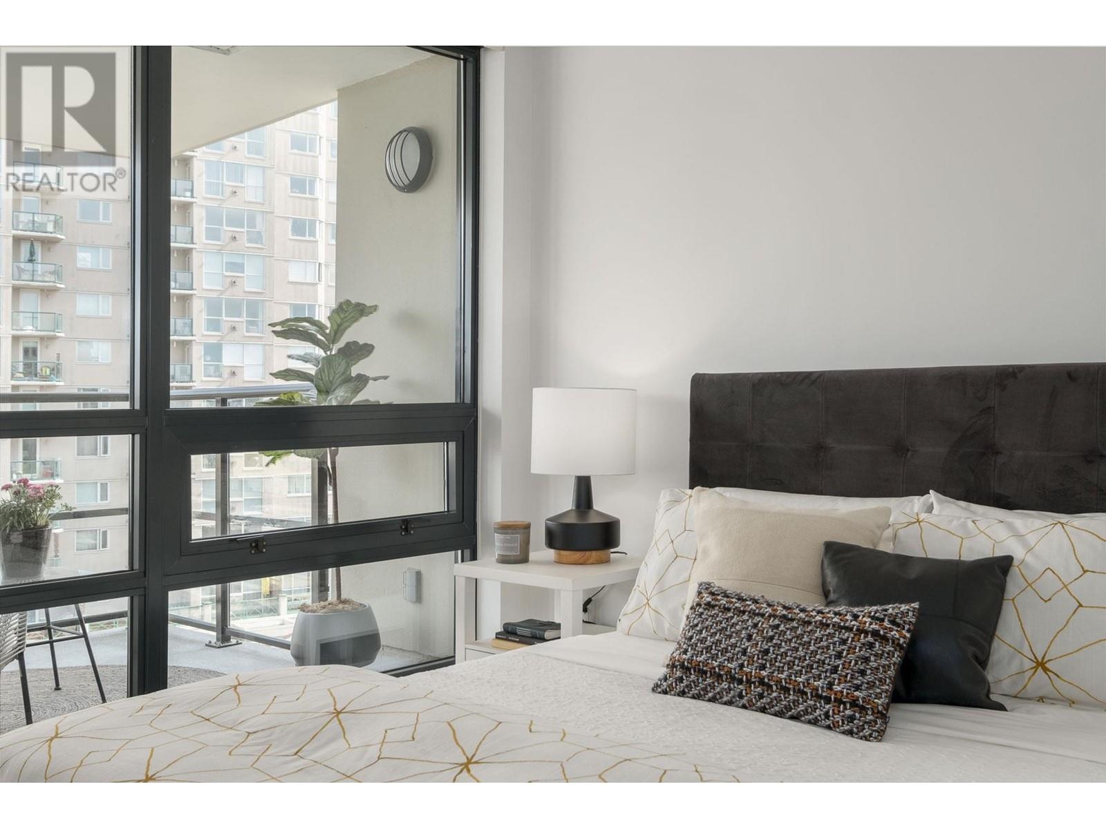 902 1 Renaissance Square, New Westminster, British Columbia  V3M 0B6 - Photo 7 - R2865150