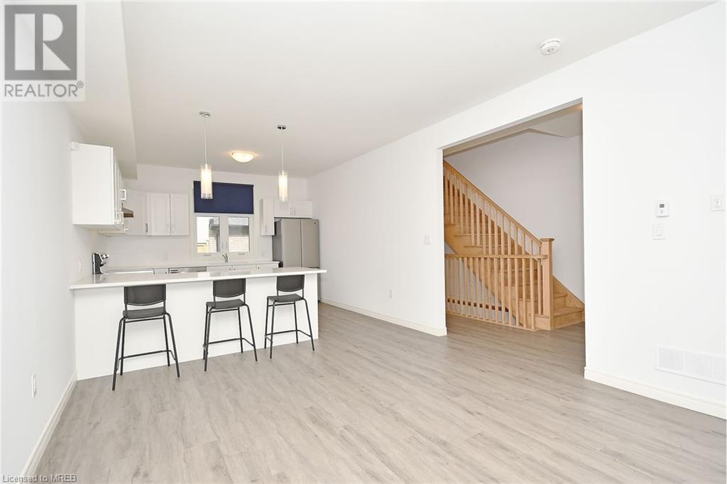 165 Summersides Boulevard, Pelham, Ontario  L3B 5N5 - Photo 3 - 40565467