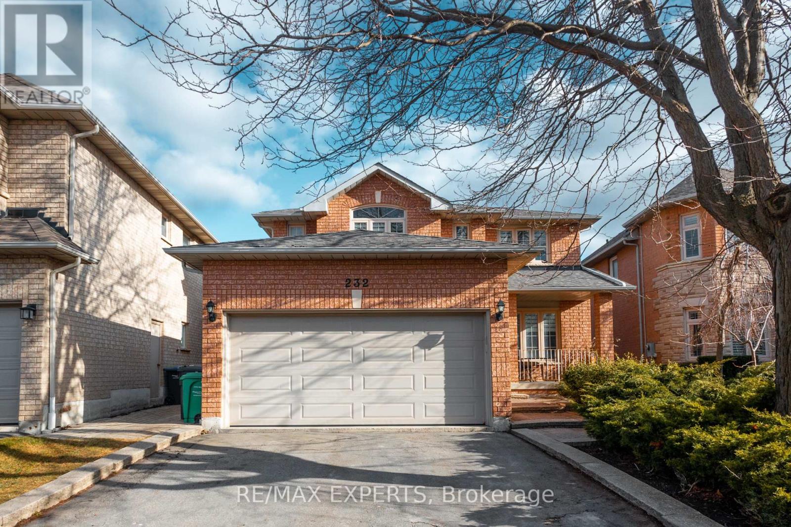 232 Barondale Drive, Mississauga, Ontario  L4Z 3S4 - Photo 1 - W8196558