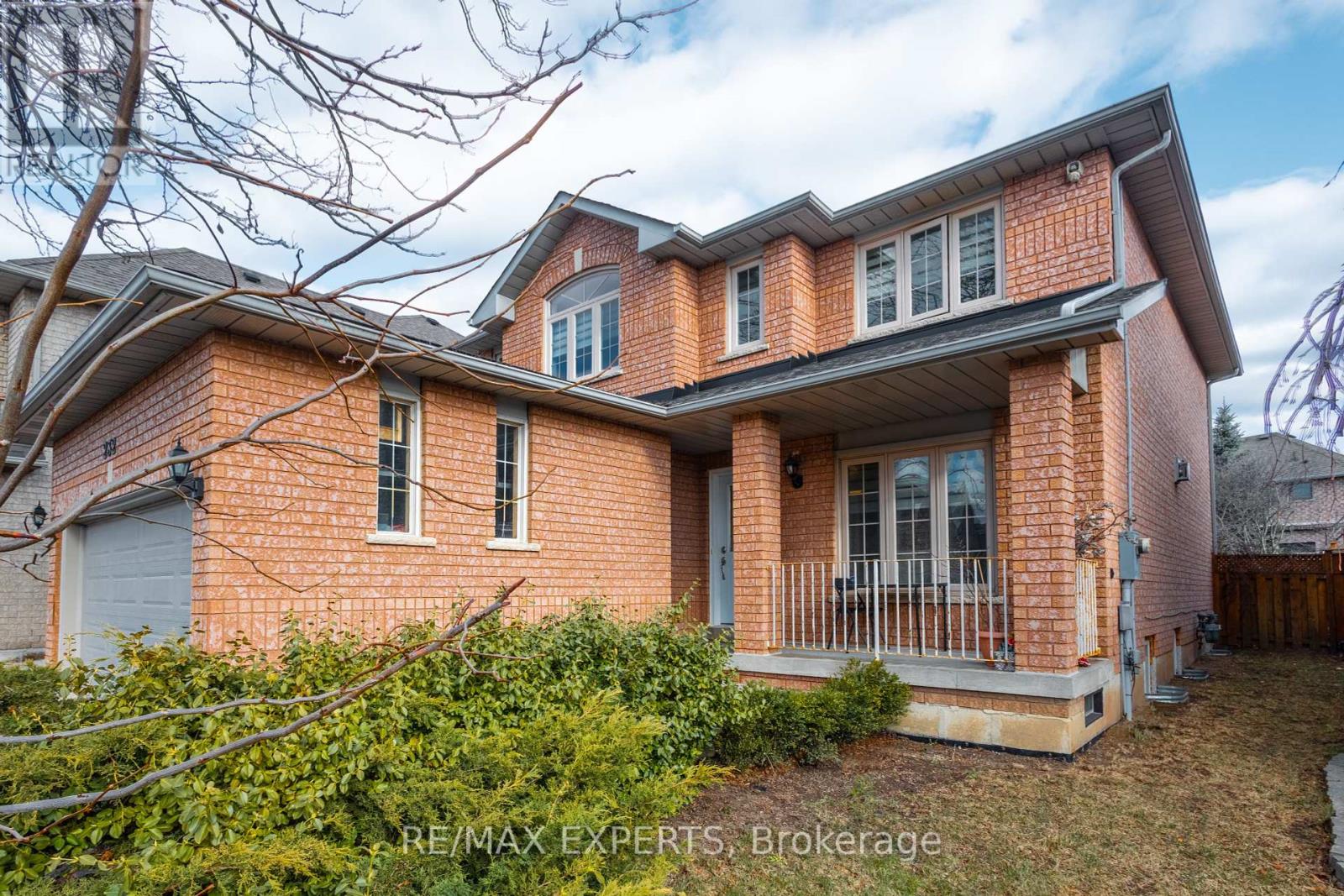 232 Barondale Drive, Mississauga, Ontario  L4Z 3S4 - Photo 2 - W8196558