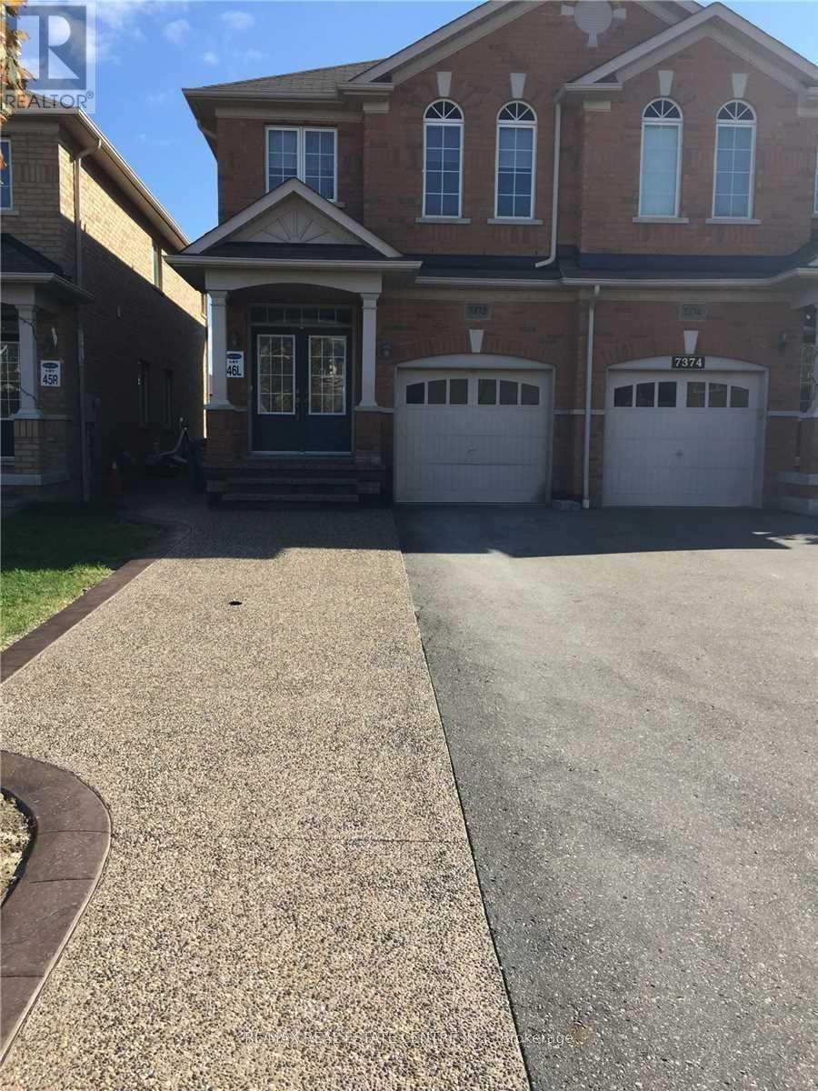 7372 Saint Barbara Boulevard, Mississauga, 2 Bedrooms Bedrooms, ,1 BathroomBathrooms,Single Family,For Rent,Saint Barbara,W8196578