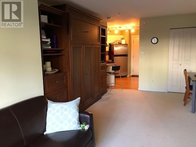 219 9339 University Crescent, Burnaby, British Columbia  V5A 4Y1 - Photo 2 - R2864560