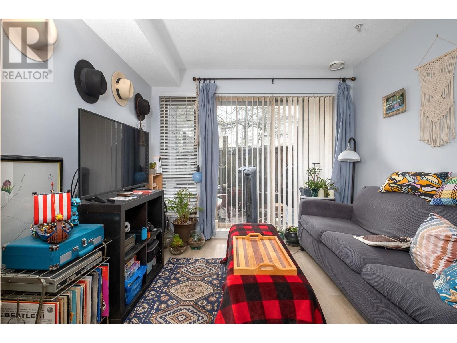 219 9339 University Crescent, Burnaby, British Columbia  V5A 4Y1 - Photo 10 - R2864560