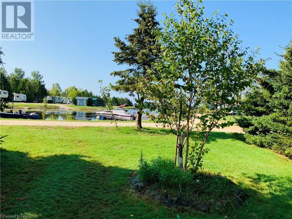 9 Tamarac Road Unit# 10, Stokes Bay, Ontario  N0H 2R0 - Photo 2 - 40140685