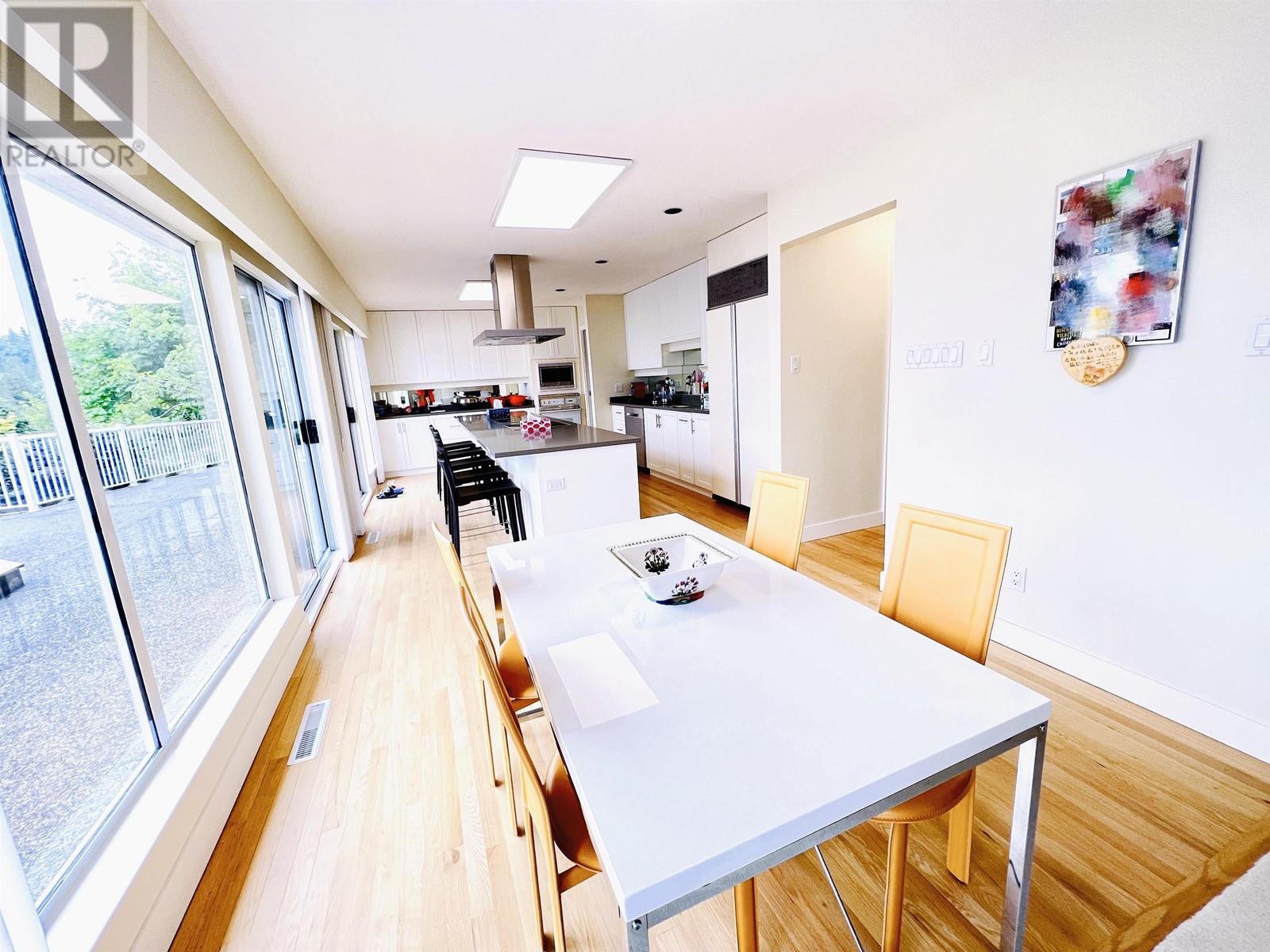 6177 Nelson Avenue, West Vancouver, British Columbia  V7W 2A1 - Photo 7 - R2864736