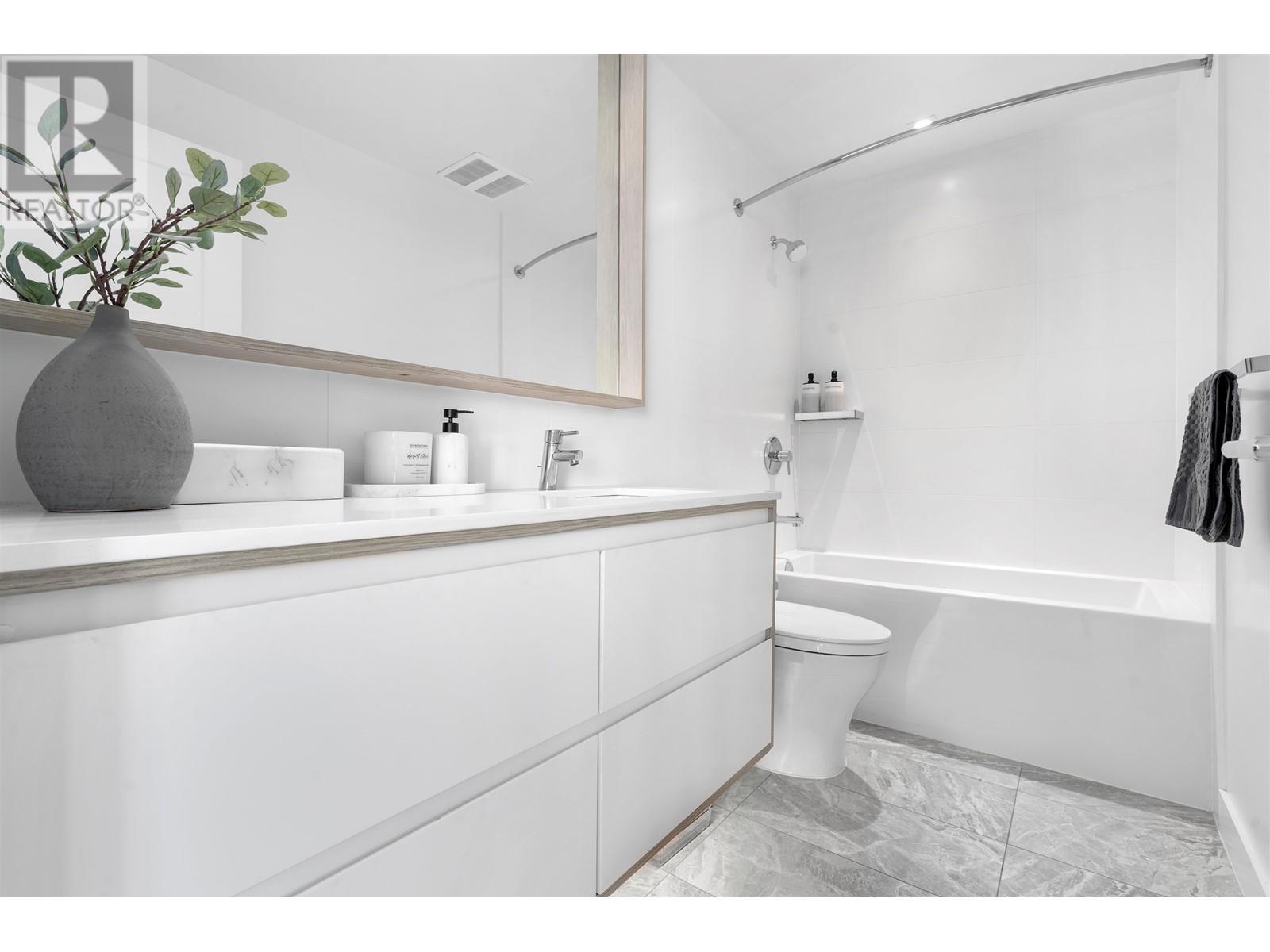 Th03 2288 Alpha Avenue, Burnaby, British Columbia  V5C 0L9 - Photo 13 - R2864532