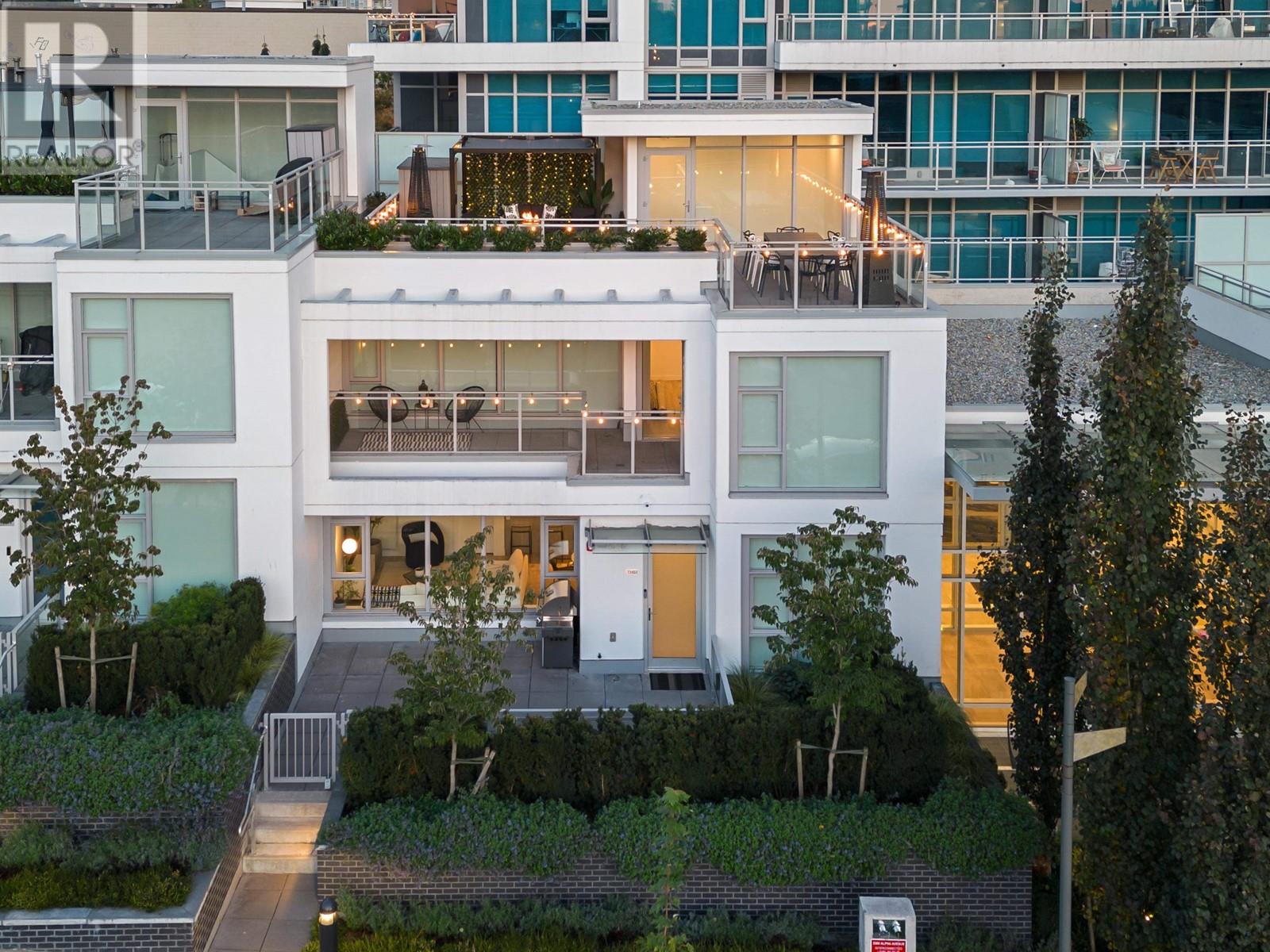 Th03 2288 Alpha Avenue, Burnaby, British Columbia  V5C 0L9 - Photo 1 - R2864532