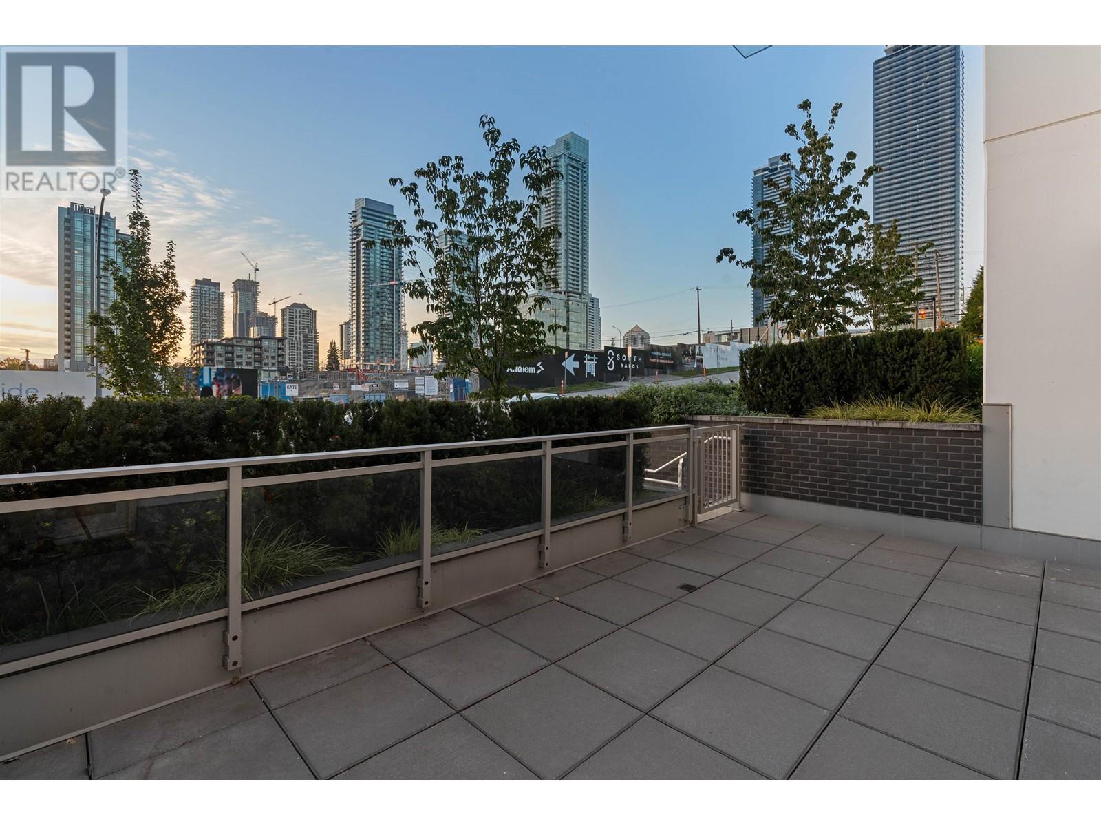 Th03 2288 Alpha Avenue, Burnaby, British Columbia  V5C 0L9 - Photo 6 - R2864532