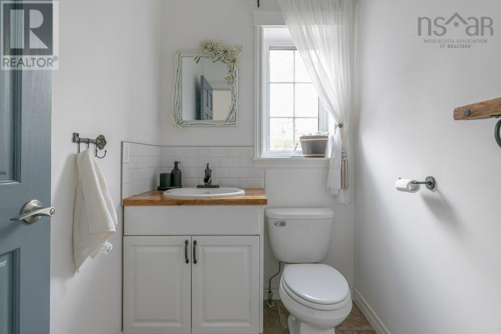 345 Clayton Drive, Hubbards, Nova Scotia  B0J 1T0 - Photo 17 - 202405800