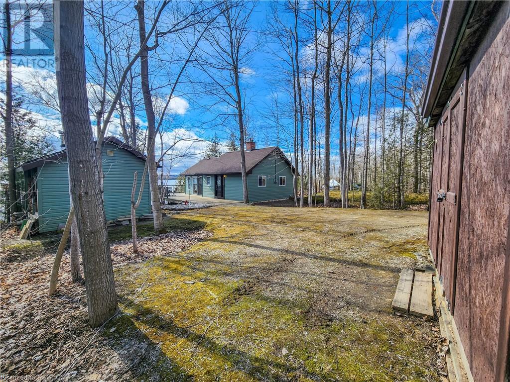 220 Barney's Blvd, North Bruce Peninsula, Ontario  N0H 1Z0 - Photo 18 - 40563856