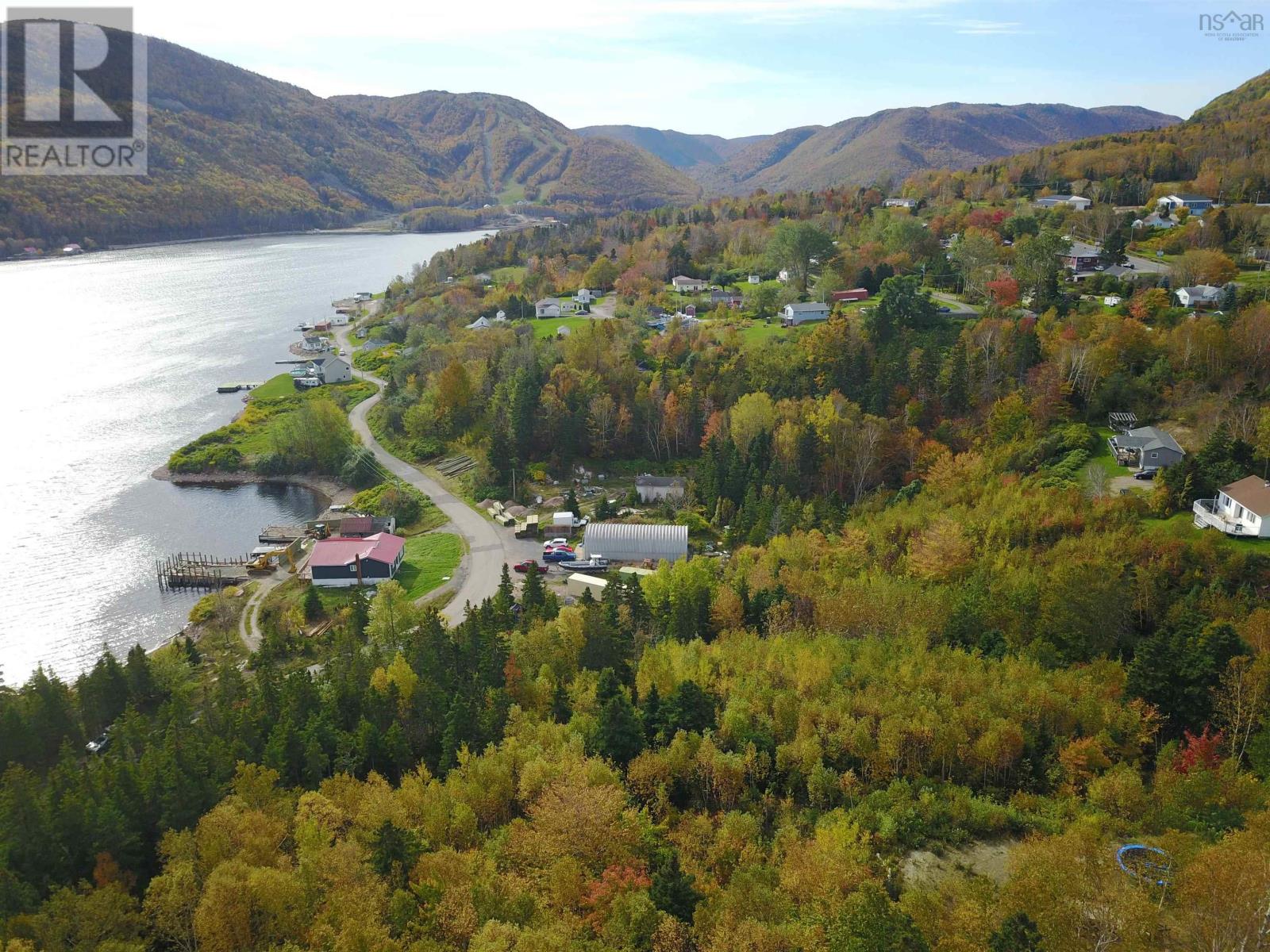Harbour View Drive, Whitty Shore, Ingonish Beach, Nova Scotia  B0C 1L0 - Photo 7 - 202405904