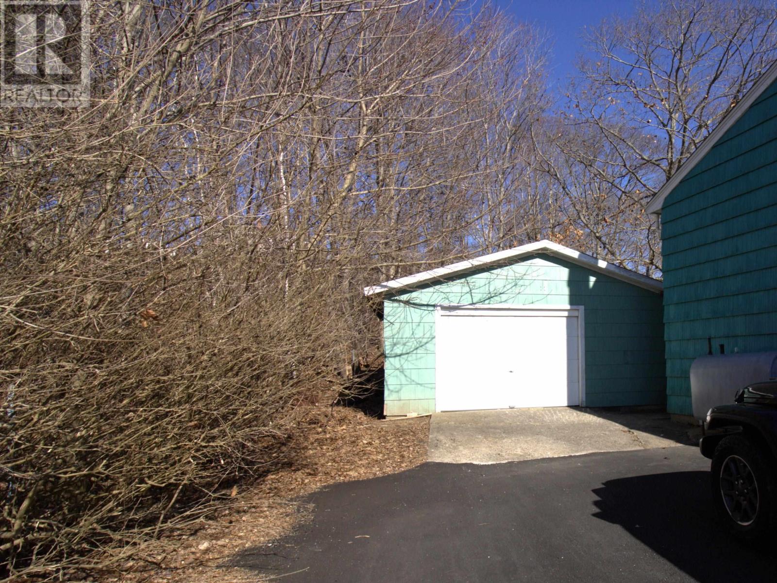 7 & 7a Mountain Avenue, Dartmouth, Nova Scotia  B2X 1E9 - Photo 2 - 202405789